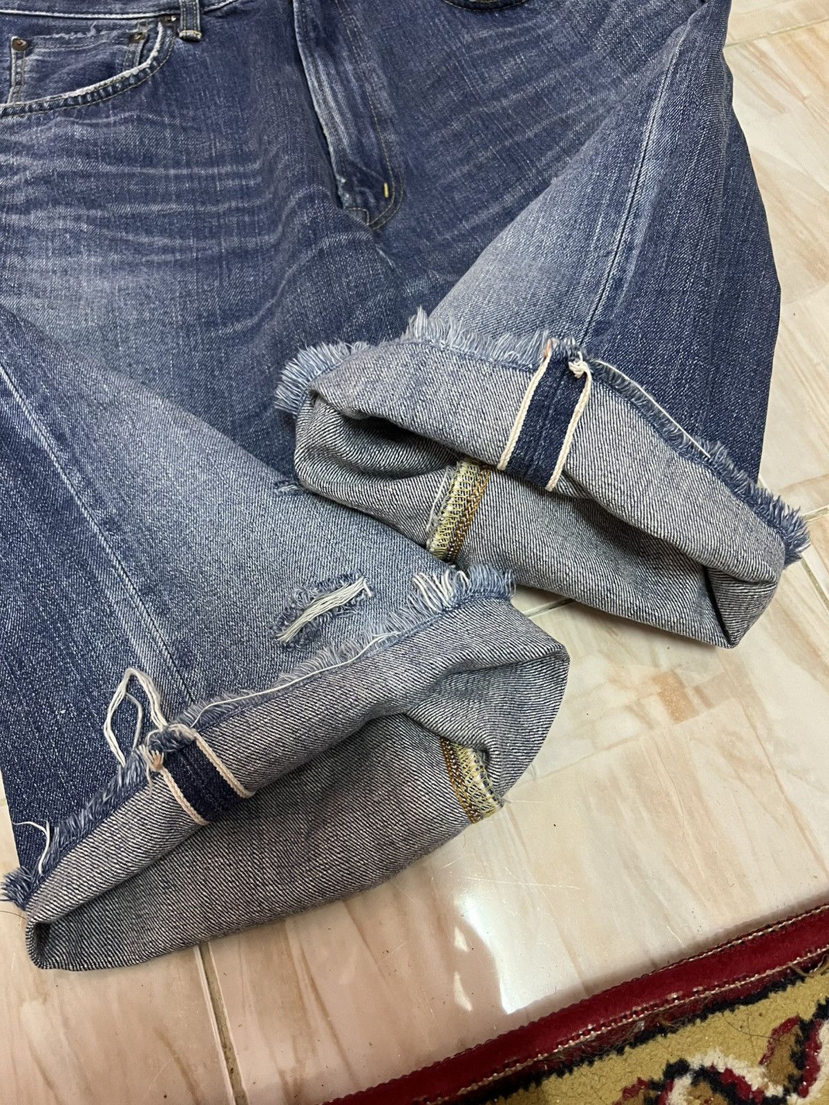 Edwin Vintage Distressed Edwin 505 Selvedge Short Jean Very Rare Size US 30 / EU 46 - 3 Thumbnail