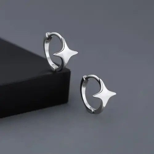 VIBE Retro punk y2k star earrings Size ONE SIZE - 7 Thumbnail