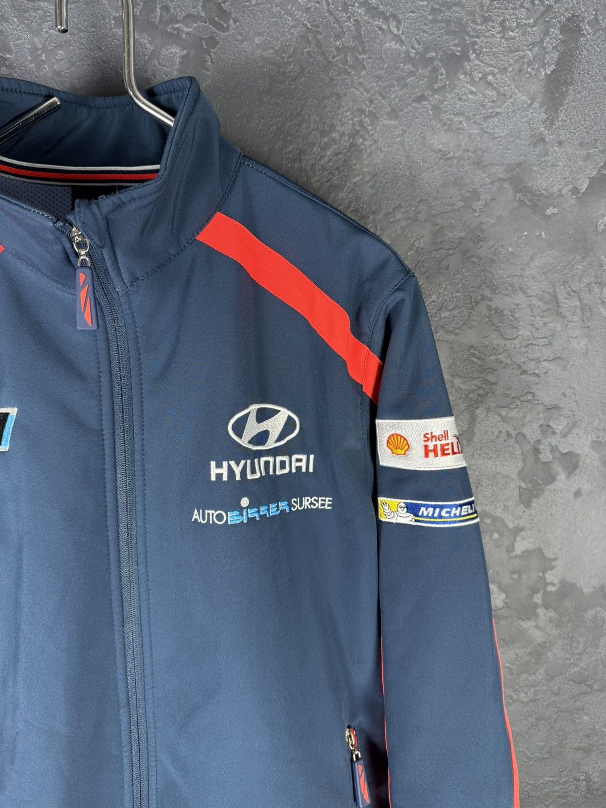 Vintage Men’s Hyundai WRC Softshell Windproof Racing Michelin Jacket Size US M / EU 48-50 / 2 - 8 Thumbnail