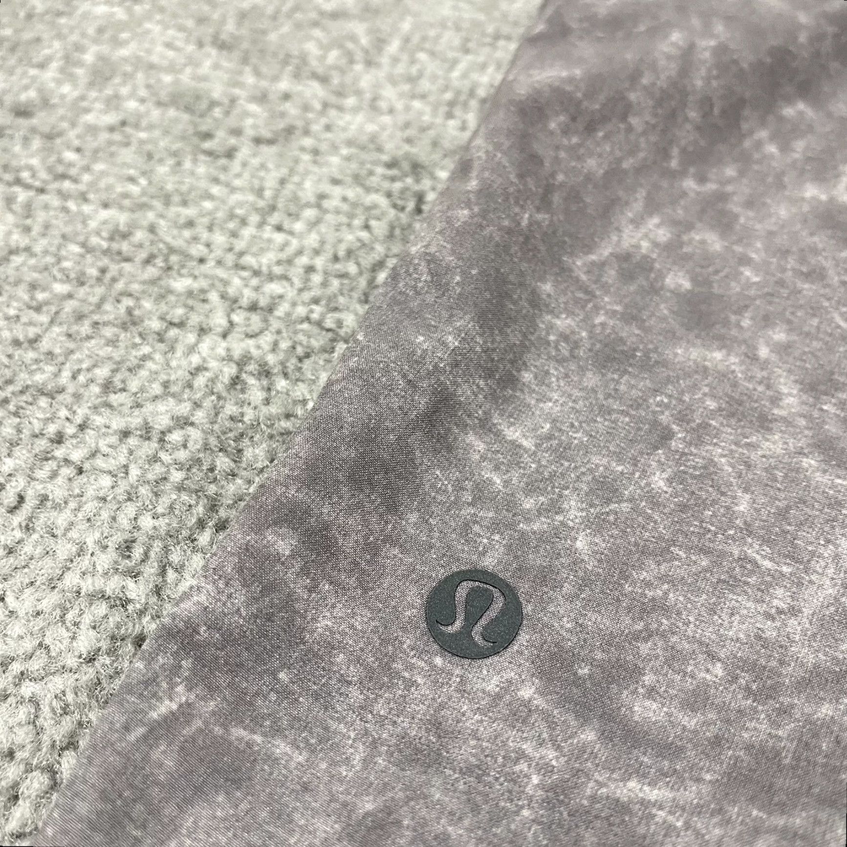 Lululemon VINTAGE Lululemon T.H.E Shorts Mens Large / 9" Linerless Gray Gravel Dust Active M7ARAS Size US 31 - 2 Thumbnail