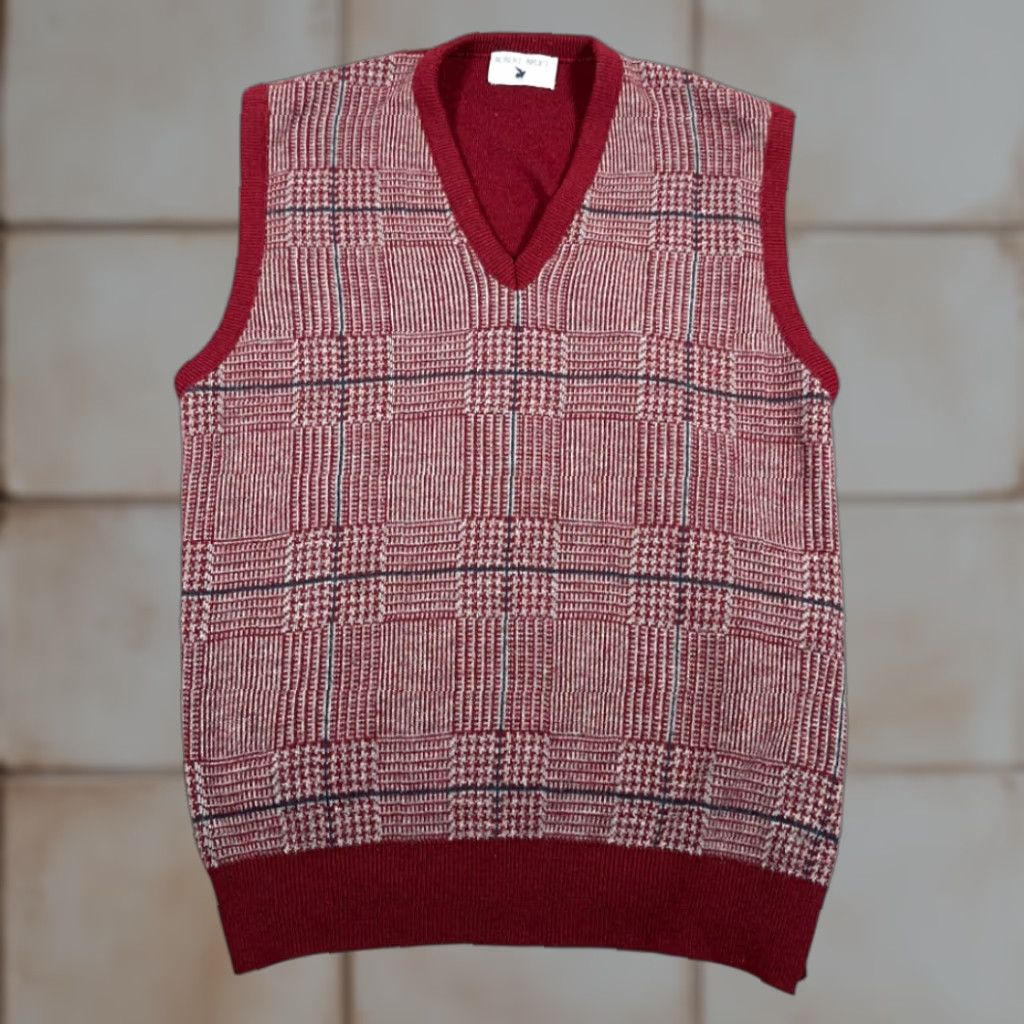 Vintage VINTAGE Robert Bruce Sweater Vest Shirt 70s USA Mens Red Houndstooth, V-Neck, Knit, Sleeveless, Sized SMALL (Tag LARGE) Size US S / EU 44-46 / 1 - 1 Thumbnail