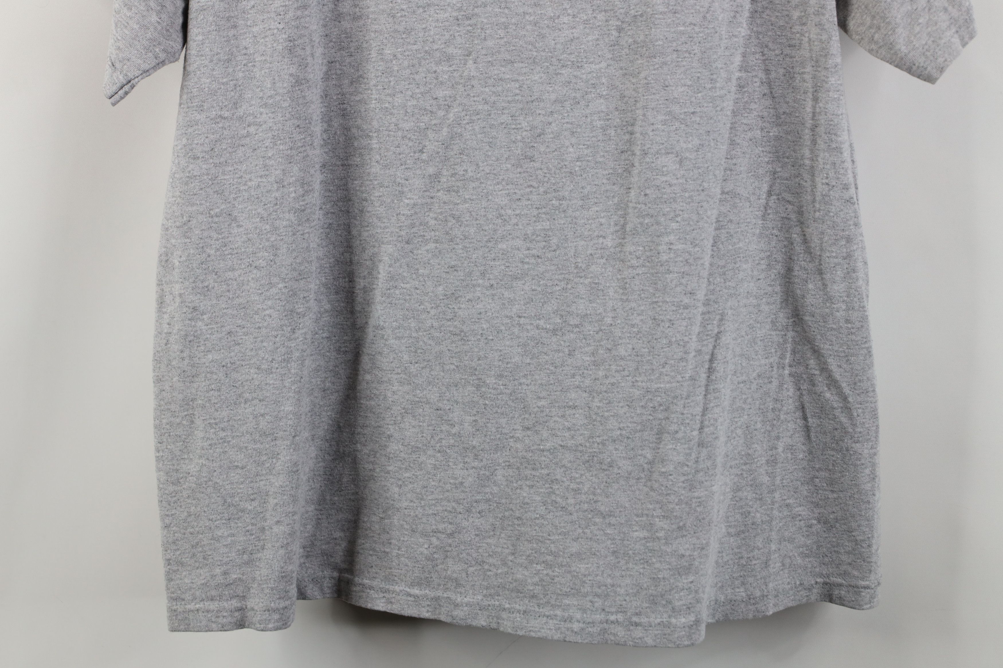 Vintage Vintage 90s Y2K University of Texas Athletic T-Shirt Size US L / EU 52-54 / 3 - 13 Thumbnail