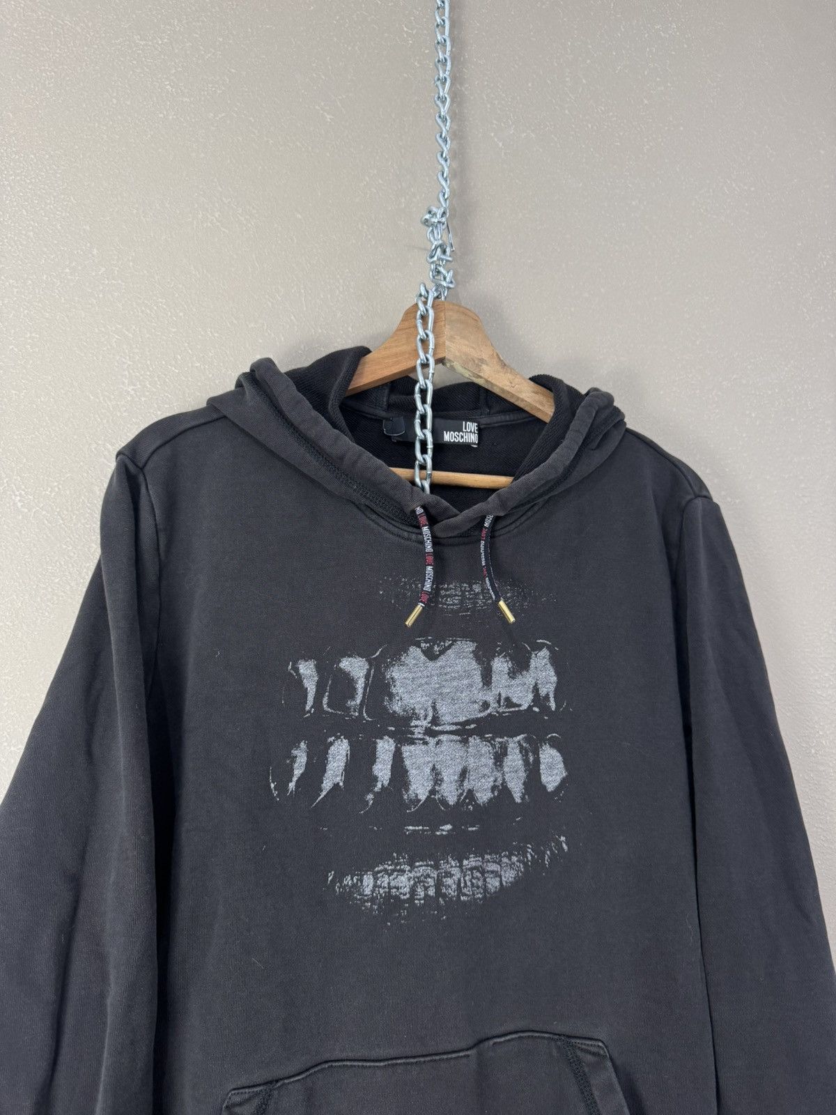 Moschino Love Moschino Sunfaded y2k hoodie teeth opium vibe Size US M / EU 48-50 / 2 - 3 Thumbnail