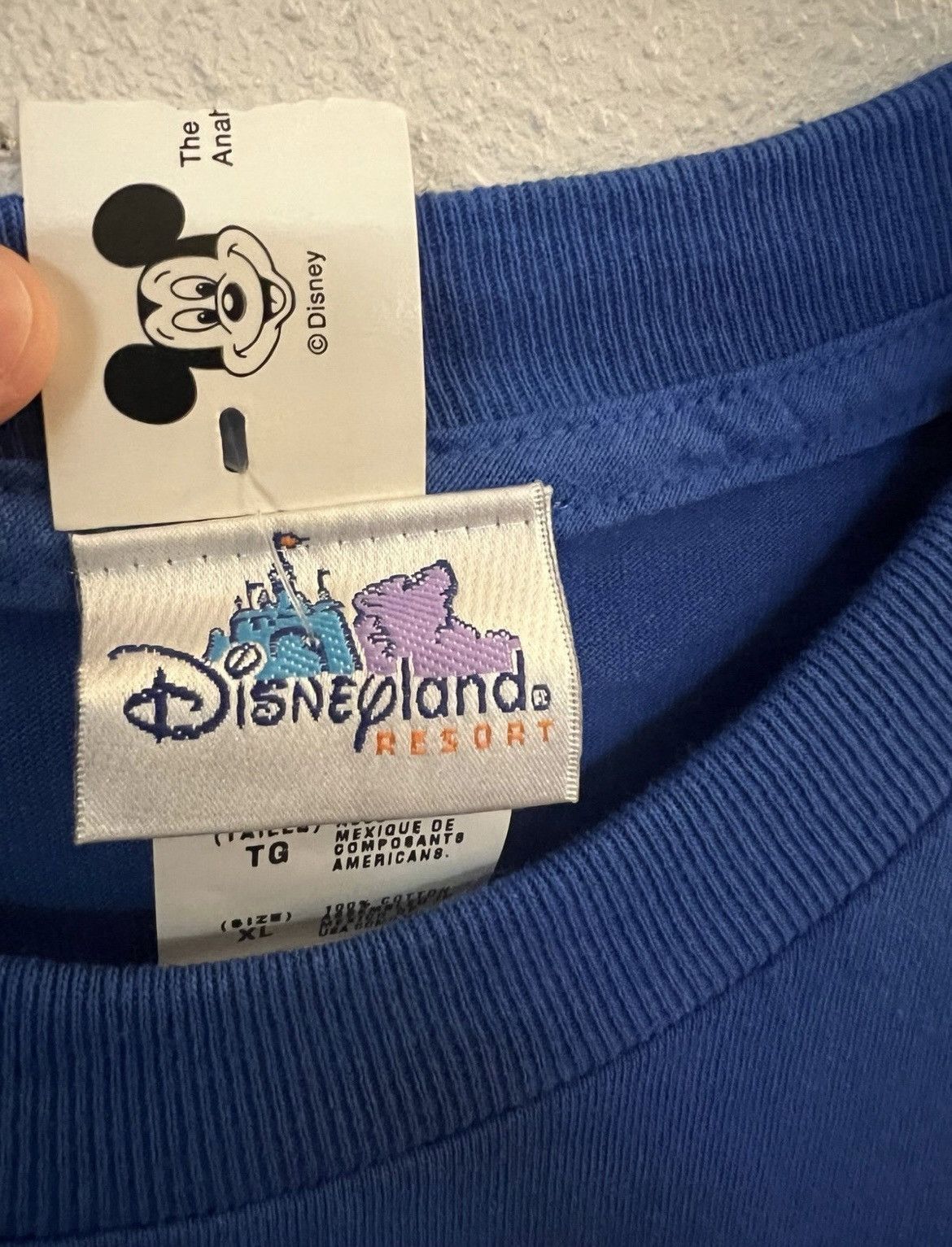 Disney Disneyland 50th anniversary 2005 Size US XL / EU 56 / 4 - 3 Thumbnail