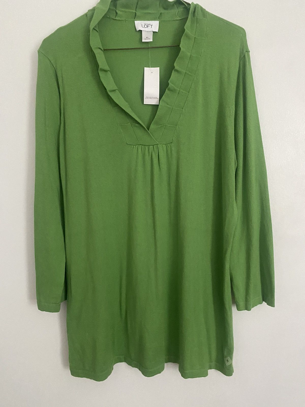 Loft Nwt loft green ruffle neckline knit top-xl Size XL / US 12-14 / IT 48-50 - 1 Thumbnail