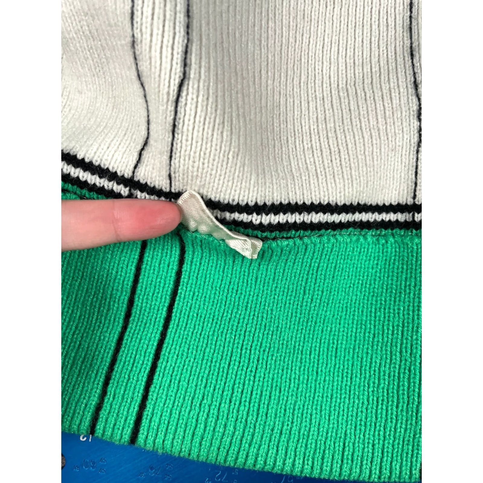 Vintage Beanie Toque Adult One Size Green White Stripe Knit Acrylic Blend Outdoor Size ONE SIZE - 7 Thumbnail