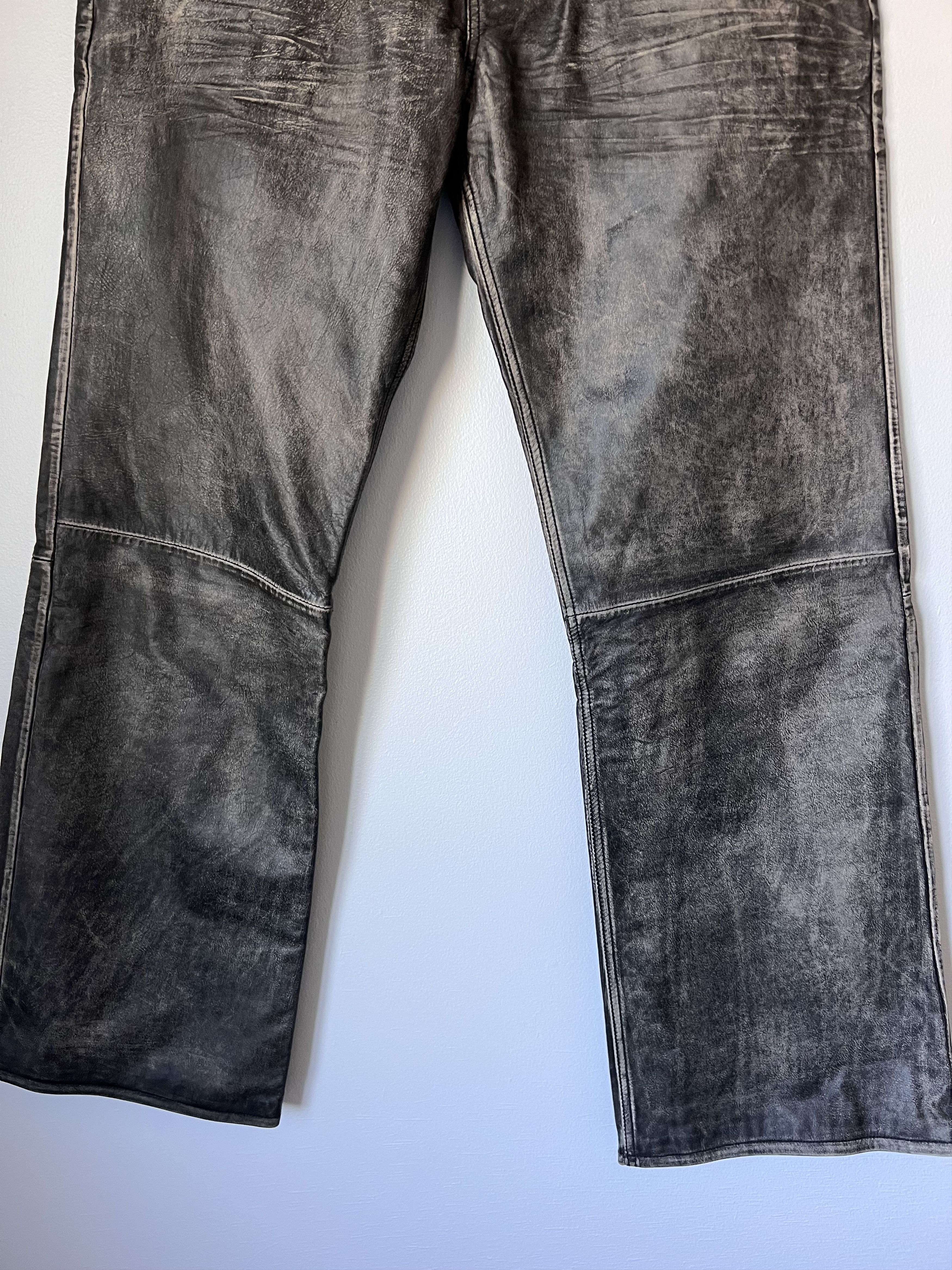 Acne Studios Acne Studios 2021 Sanding Leather Pants in Black Size US 32 / EU 48 - 3 Thumbnail
