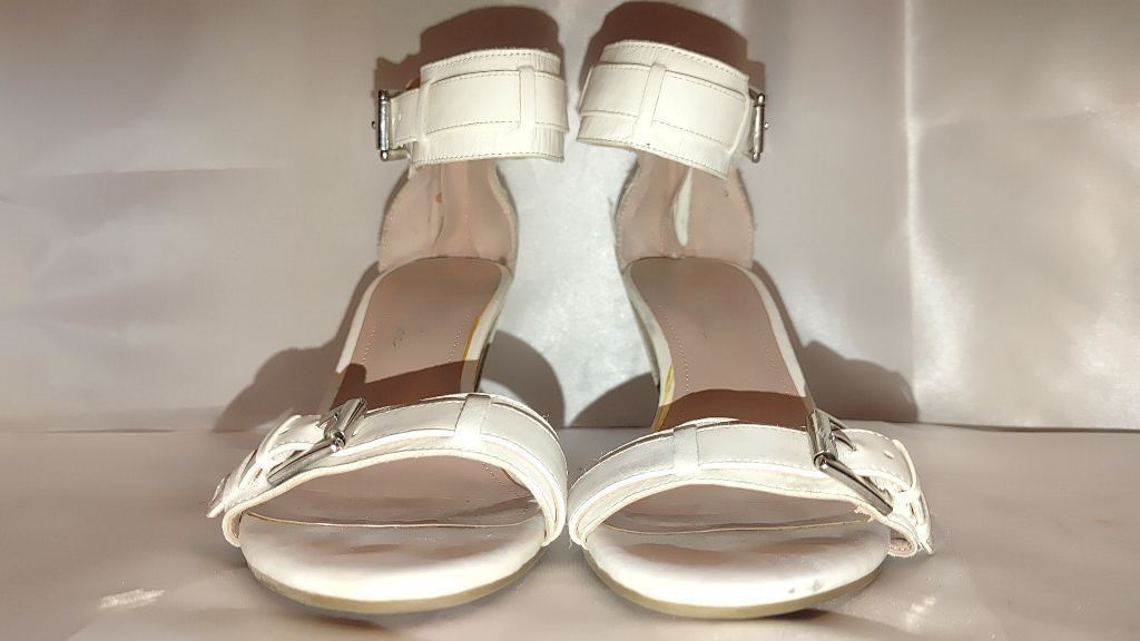 Marc Fisher Marc Fisher Camron Leather Wedge Sandals Size 7.5M Size US 7.5 / IT 37.5 - 4 Thumbnail