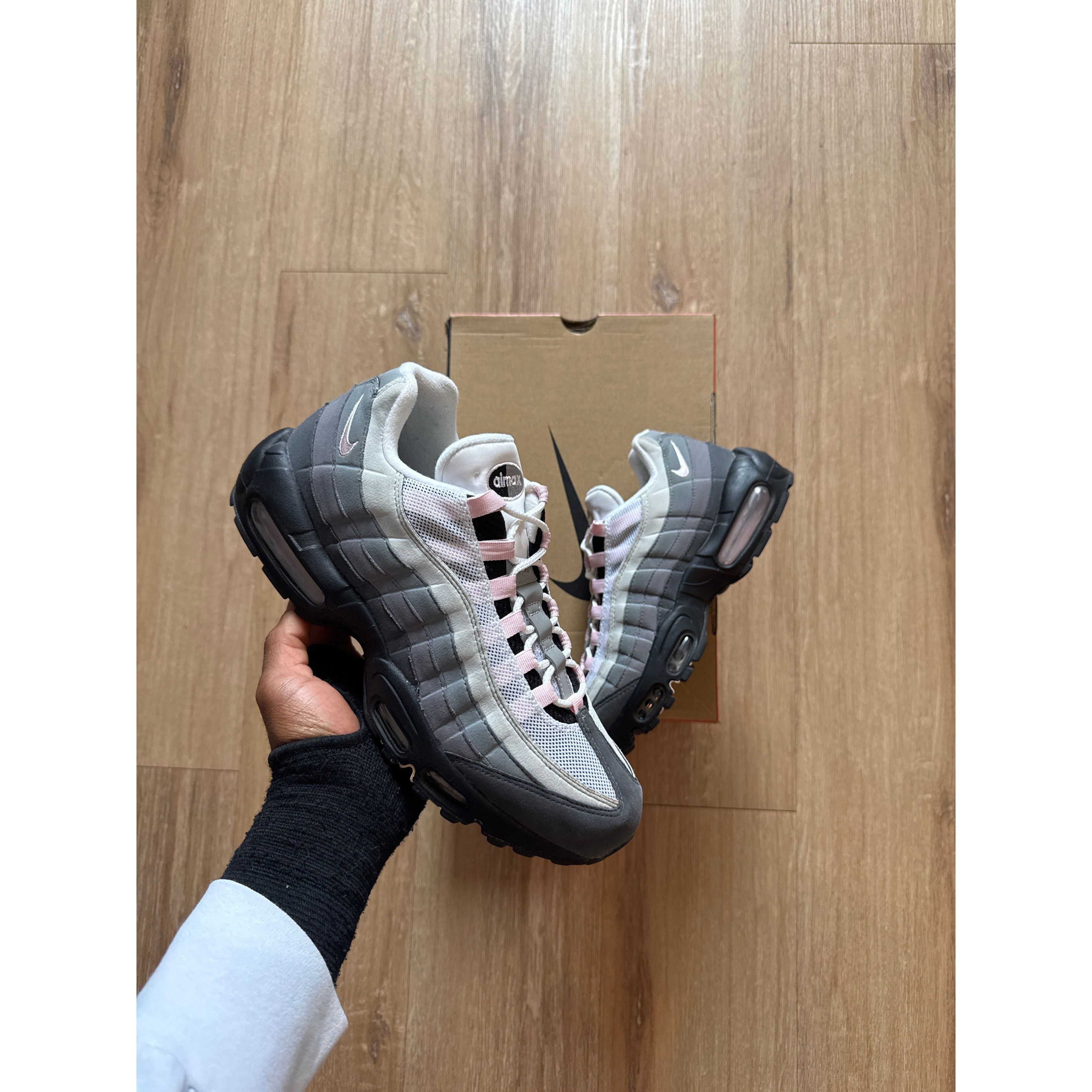 Nike Nike Air Max 95 Gunsmoke Pink Foam Size US 9 / EU 42 - 1 Thumbnail
