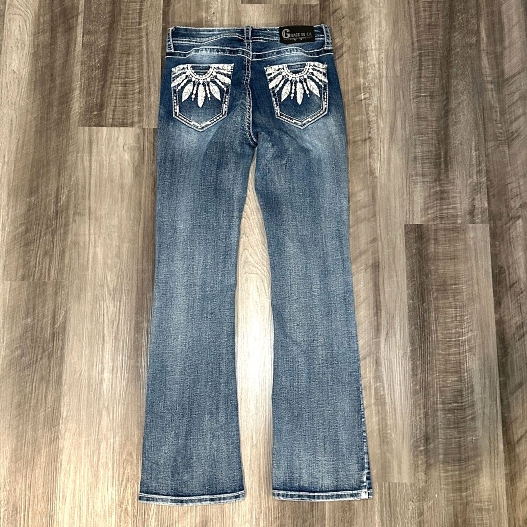Grace in LA Grace in LA Blue Bootcut Jeans Women 27 Regular 5/27 Feather Embellished Cotton Polyester Spandex Size 27" / US 4 / IT 40 - 2 Thumbnail