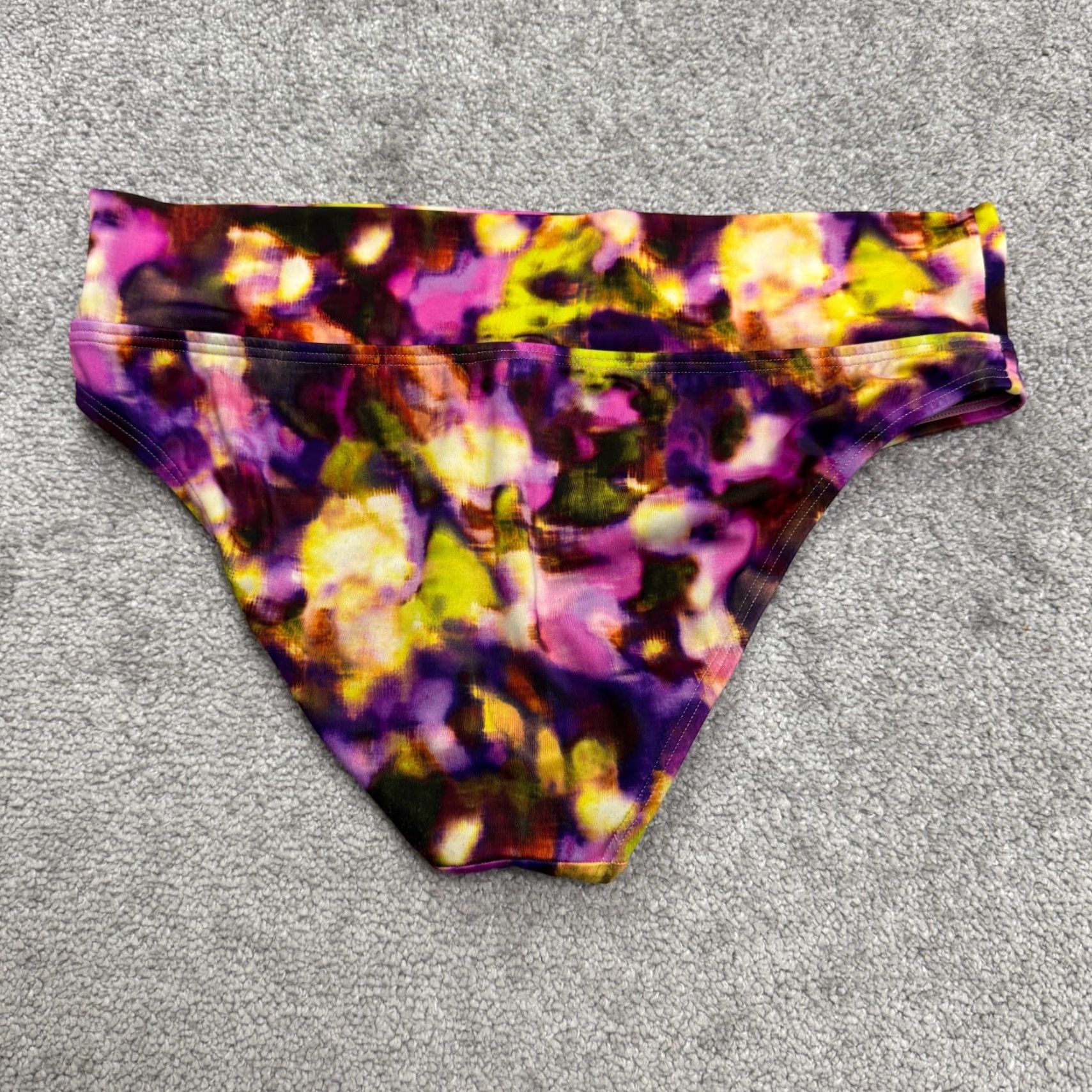 Prana Victoria's Secret Bikini Bottom Womens Small Multicolor Swimwear Beach Abstract Pattern M Multicolor Boho Tropical 90s Mens? Wait. Size 32" / US 10 / IT 46 - 4 Thumbnail