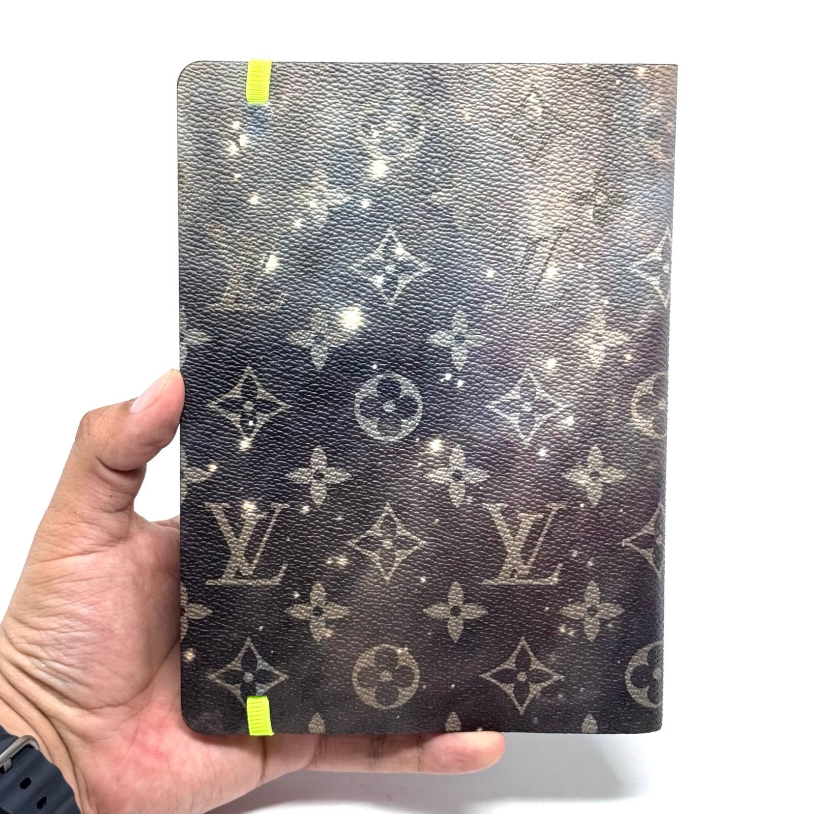 Louis Vuitton Louis Vuitton ‘Galaxy’ Journal Size ONE SIZE - 6 Thumbnail