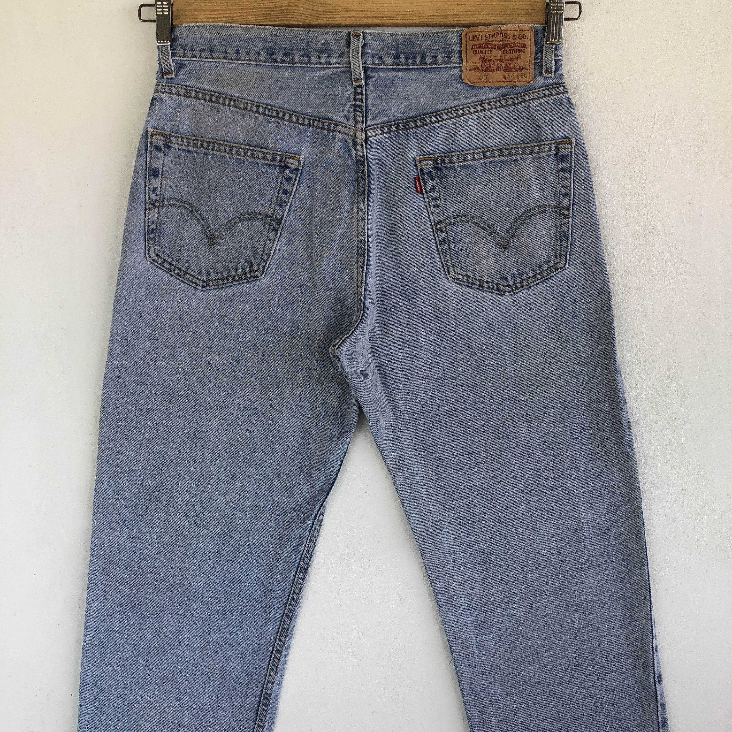 Levi's Vintage Levis 550 Sunfaded Jeans Light Wash Distressed Denim Size US 32 / EU 48 - 4 Thumbnail