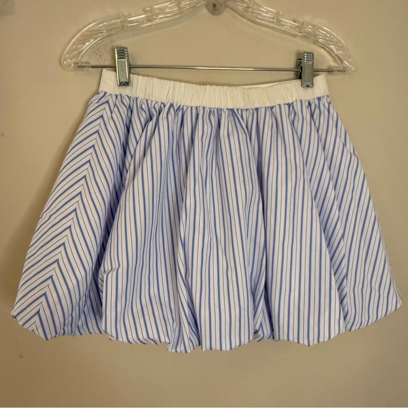 Other Lizette blue & white stripe balloon hem skort SZ M Size 32" / US 10 / IT 46 - 2 Thumbnail