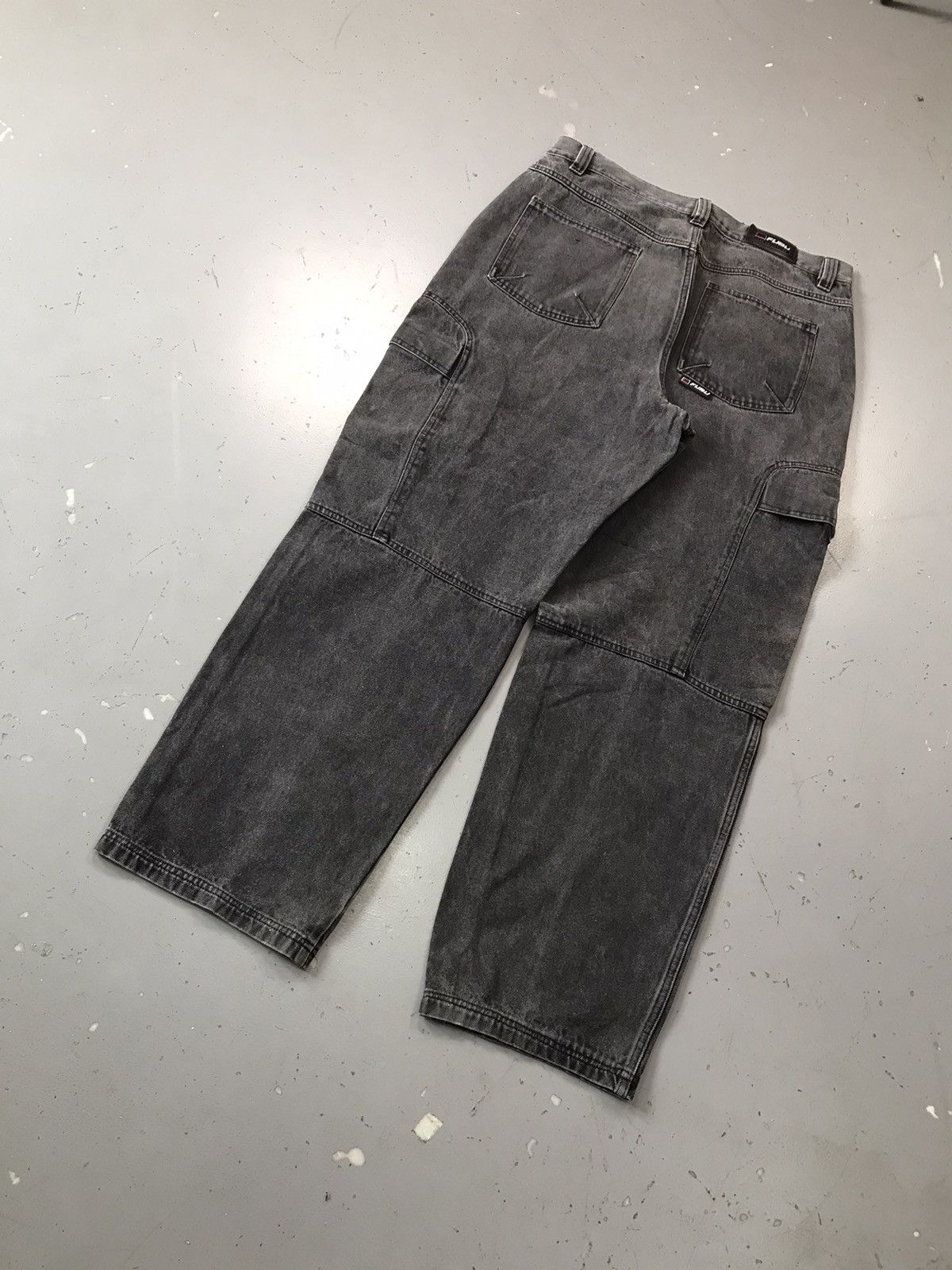 Fubu Vintage faded Fubu apparel company big pocket cargo denim Size US 38 / EU 54 - 10 Thumbnail