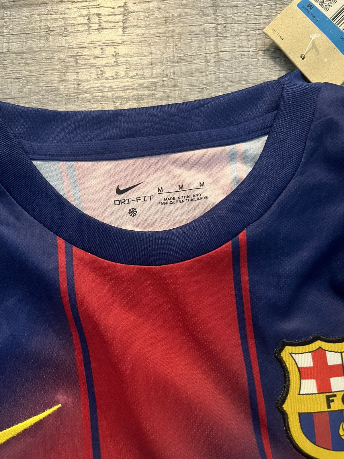 Nike FC BARCELONA 25/26 Champions League Home Kit Size US M / EU 48-50 / 2 - 4 Thumbnail