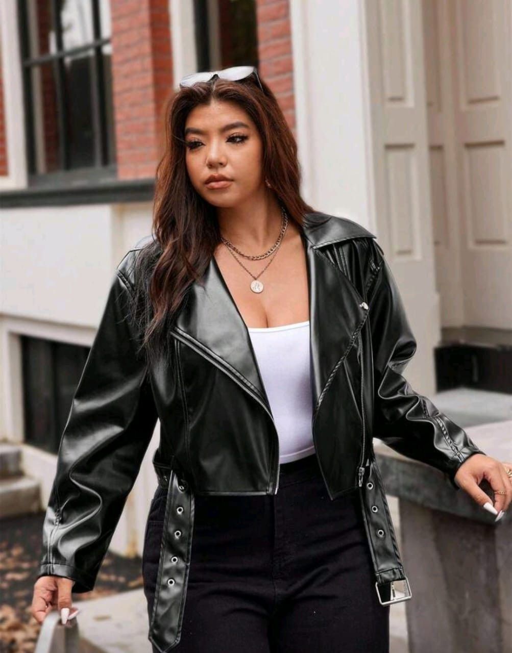 Other Women’s Black Leather Biker Jacket – Cropped Fit 🖤🔥 Size S / US 4 / IT 40 - 3 Thumbnail