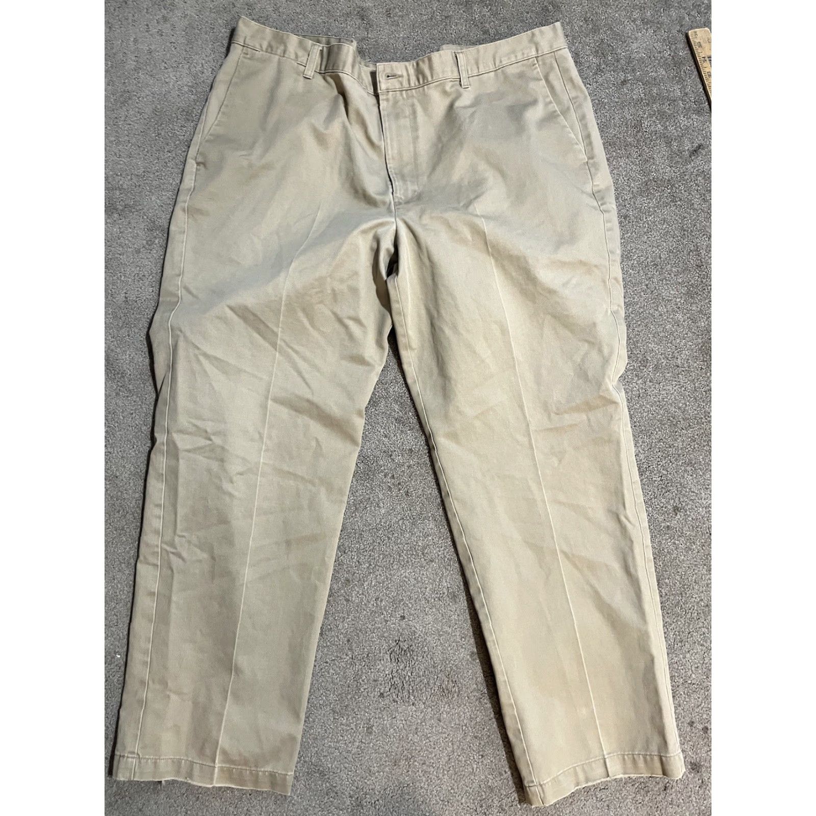 Dockers DOCKERS Chinos Pants Flat Front 44x32 Beige 100% Cotton Classic Fit Regular Men Size US 44 / EU 60 - 4 Thumbnail