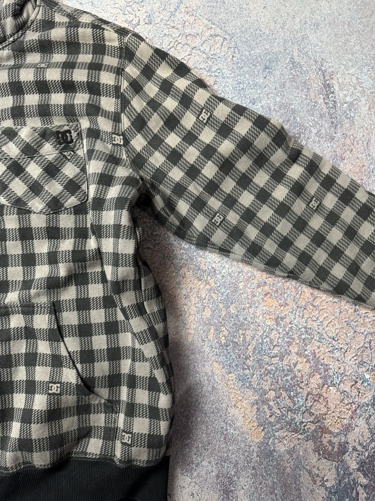 DC DC Shoes Men Hoodie Gray Cotton Plaid Premium Y2K Skate Size US XL / EU 56 / 4 - 7 Thumbnail