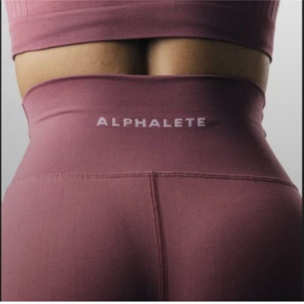 Alphalete Athletics NWOT ALPHALETE OG Revival high rise Violet purple leggings S Size 26" / US 2 / IT 38 - 2 Thumbnail