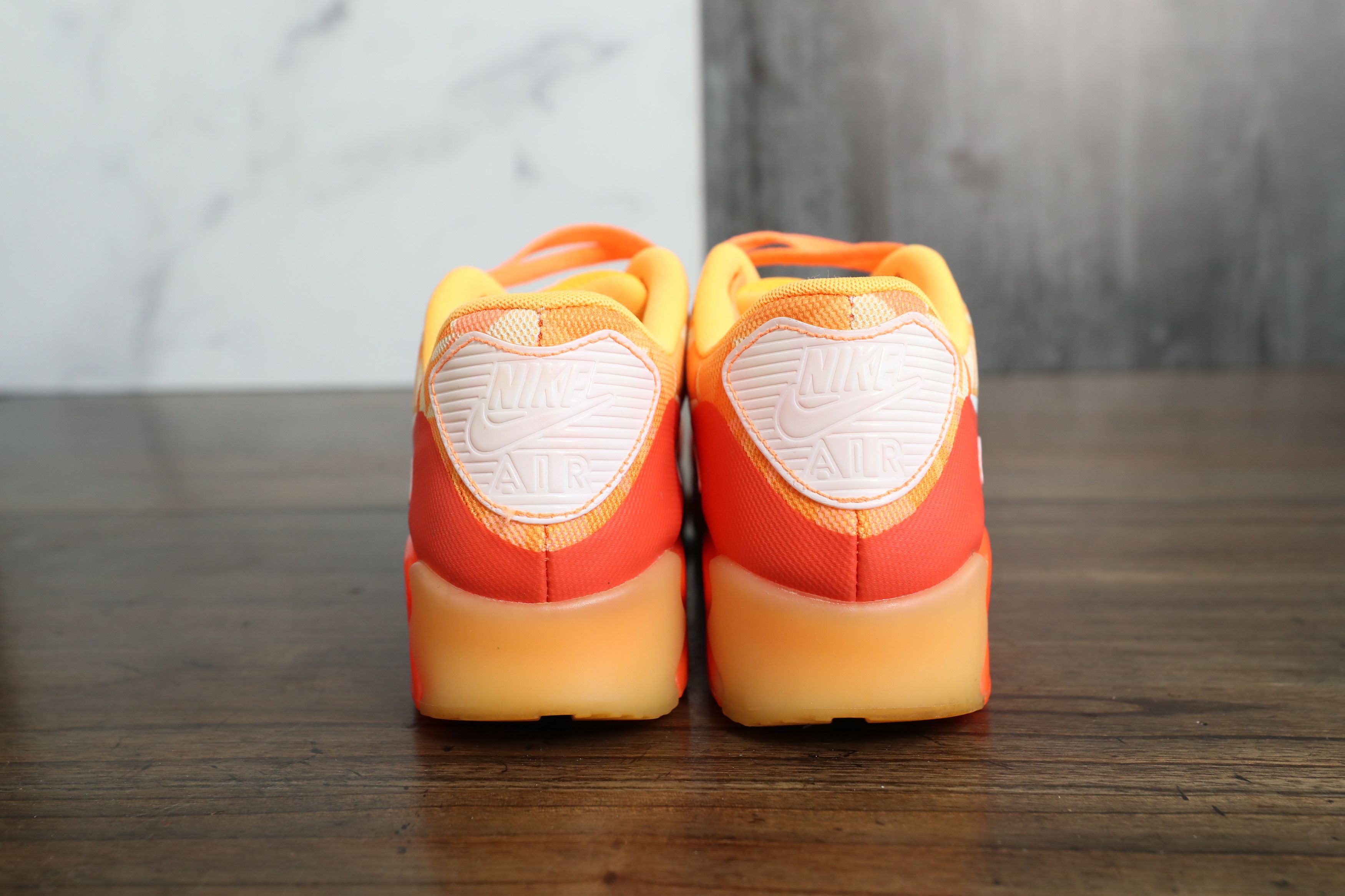 Nike Nike Air Max 90 Ice 'Atomic Mango' (9.5) Size US 9.5 / EU 42-43 - 6 Thumbnail