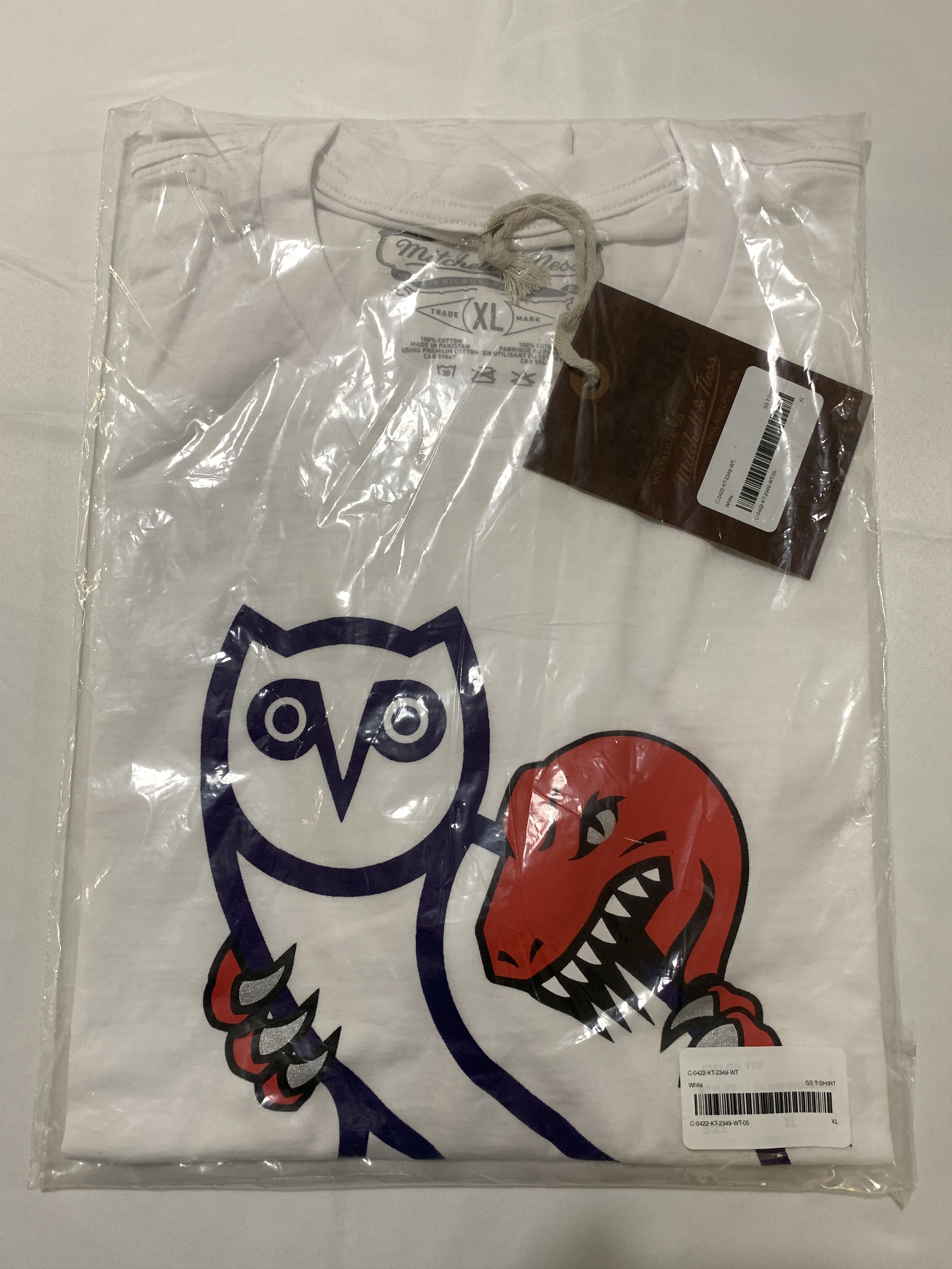 Drake OVO X Mitchell & Ness '95 Raptors OG Owl T-Shirt Size US XL / EU 56 / 4 - 1 Thumbnail