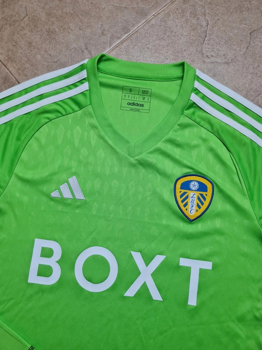 Adidas Leeds United Goalkeeper Adidas Long Sleeve Jersey & Shorts Size US S / EU 44-46 / 1 - 20 Thumbnail