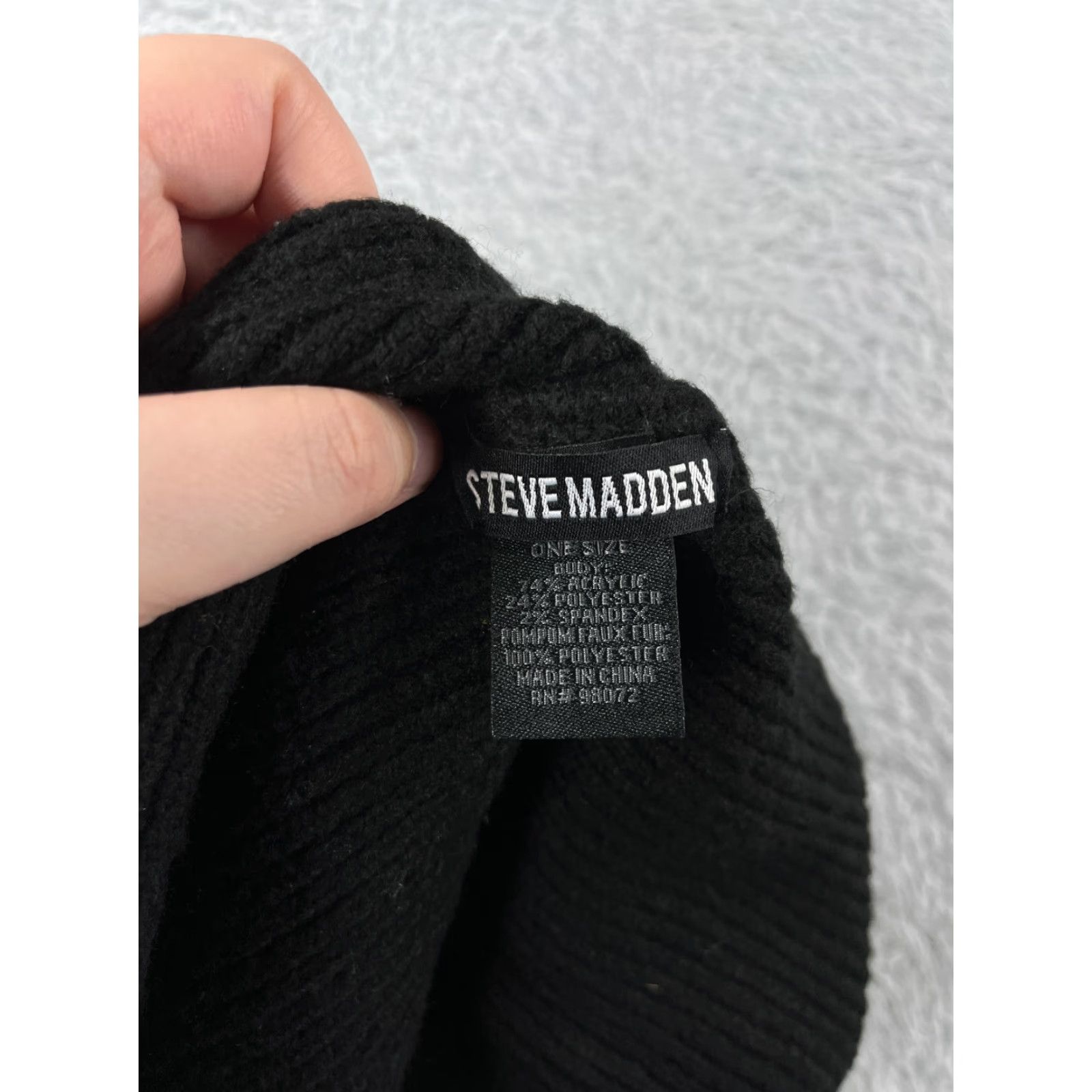 Steve Madden Steve Madden Beanie Toque Hat Womens One Size Black Knit Acrylic Blend Stretch Pom Size ONE SIZE - 8 Thumbnail
