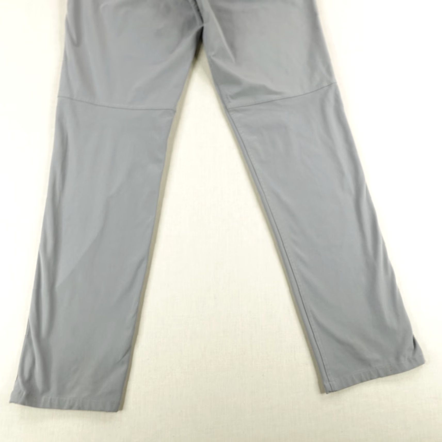 Lululemon Lululemon Pants Mens 32 Gray Melanite Classic Fit 34" Performance Chino Golf Size US 32 / EU 48 - 6 Thumbnail