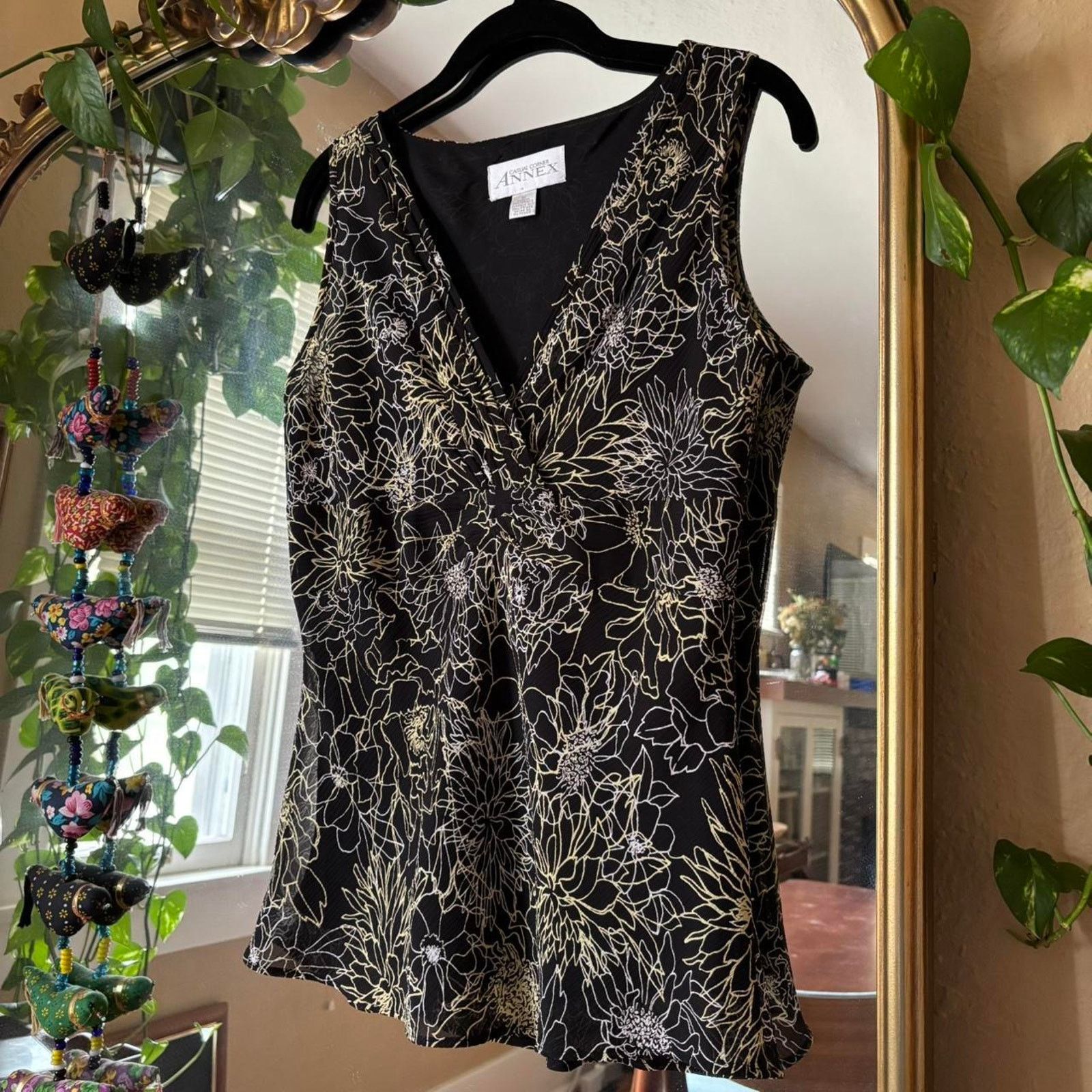 Vintage Vintage Casual Corner Annex Floral Sleeveless Blouse Medium Size M / US 6-8 / IT 42-44 - 2 Thumbnail