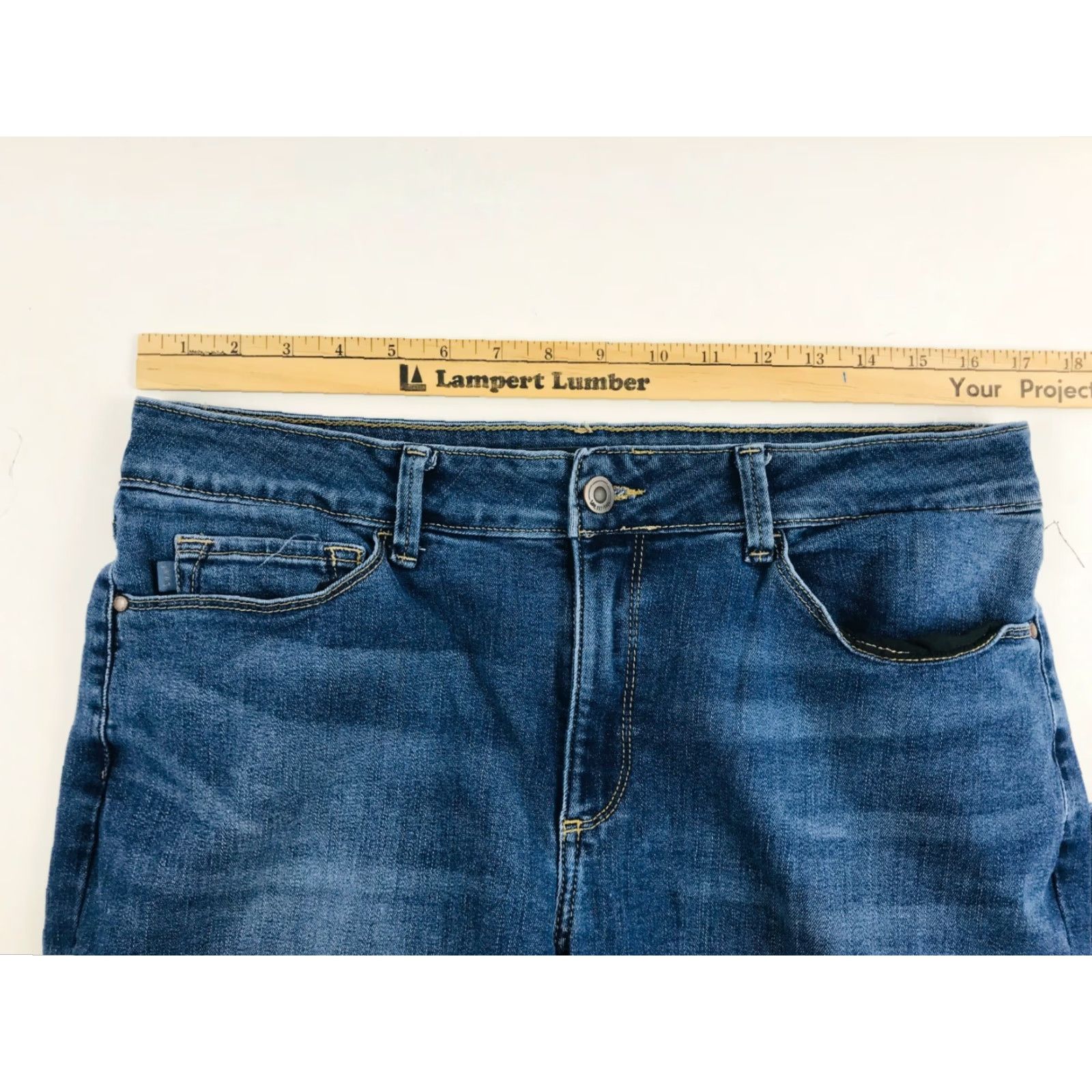 Lee Lee Jeans Women's Size 34 Blue Secretly Shape Regular Fit Straight Leg Mid Rise Jeans Size 24" / US 00 / IT 34 - 3 Thumbnail