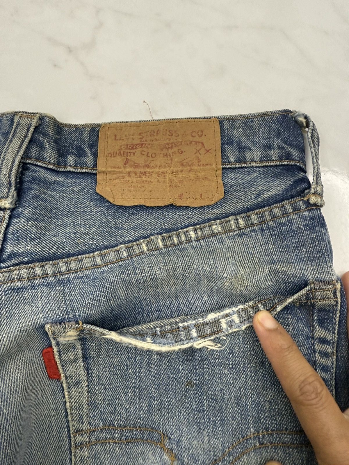 Levi's Vintage 1970s Levi’s Strauss 505 0217 Small “e” Non Selvedge Size US 29 - 16 Thumbnail