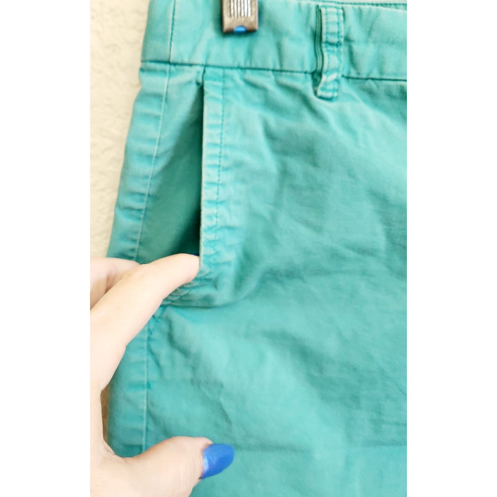 J.Crew J. Crew Green Blue Bermuda Shorts 8 Lightweight Soft Size 30" / US 8 / IT 44 - 2 Thumbnail