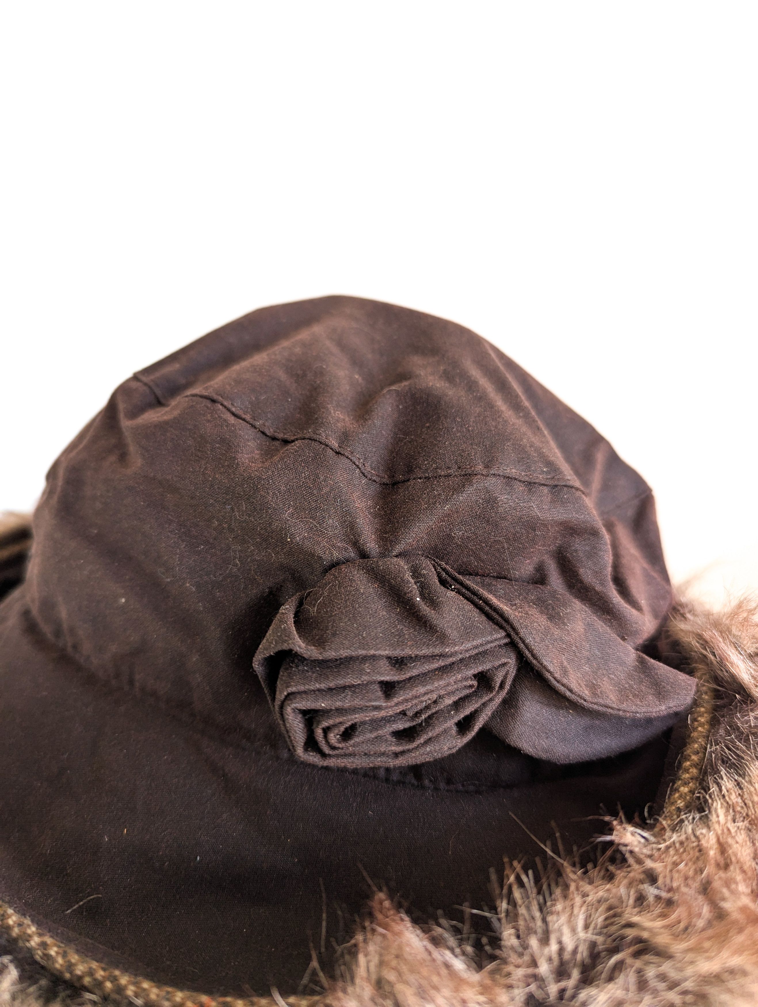Barbour Barbour Waxed Fuzzy Bucket Hat Womens Wax Brown Fur Size ONE SIZE - 5 Thumbnail