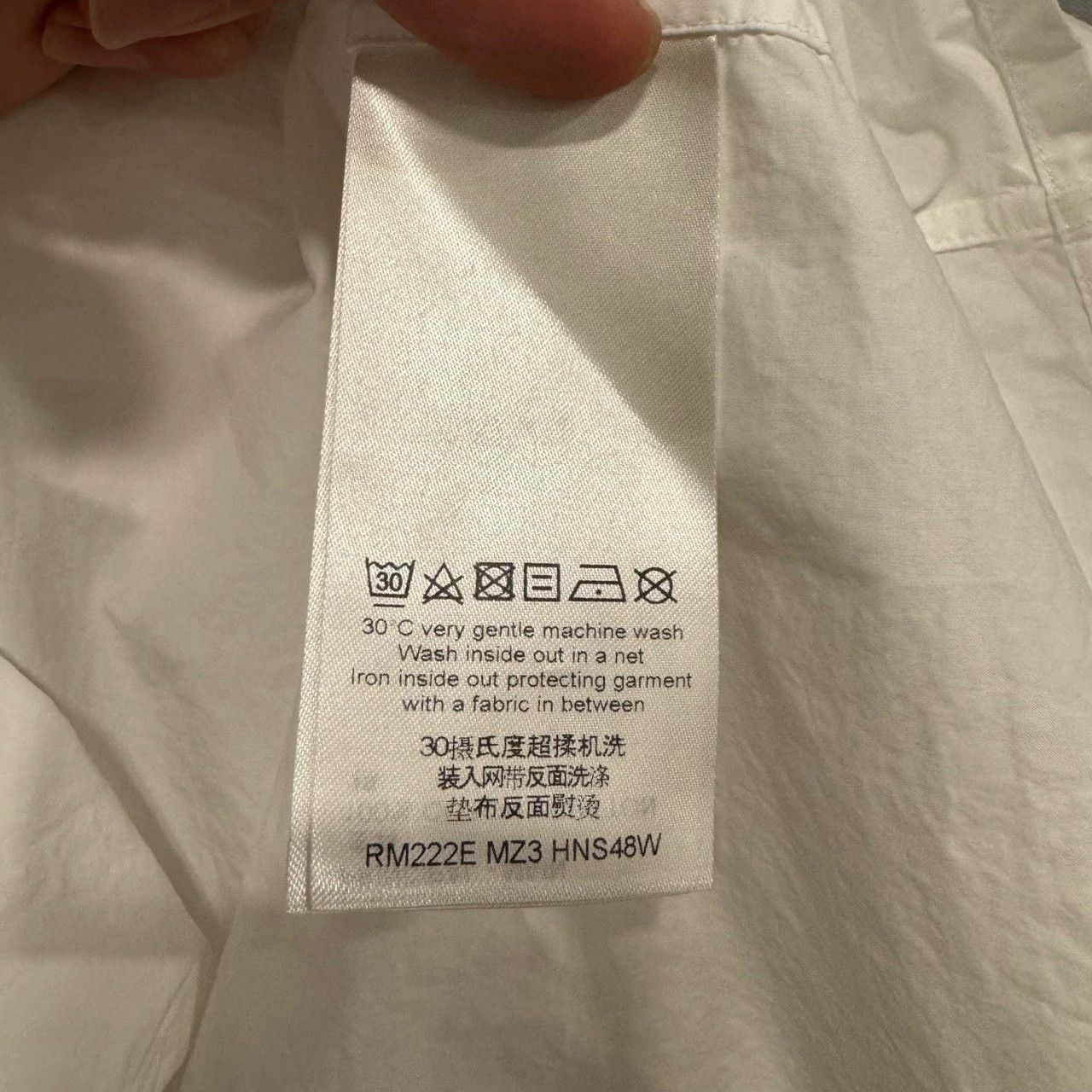 Louis Vuitton louis vuitton graffiti logo short sleeve shirt Size US XS / EU 42 / 0 - 3 Thumbnail