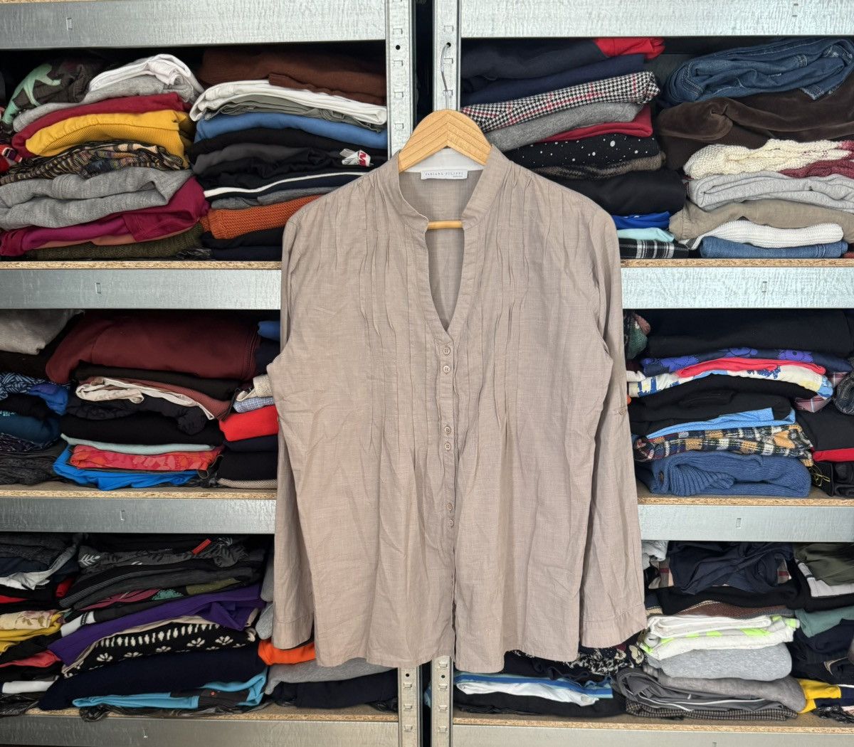 Fabiana Filippi Fabiana Filippi M button up shirt long sleeve blouse casual Size S / US 4 / IT 40 - 13 Thumbnail