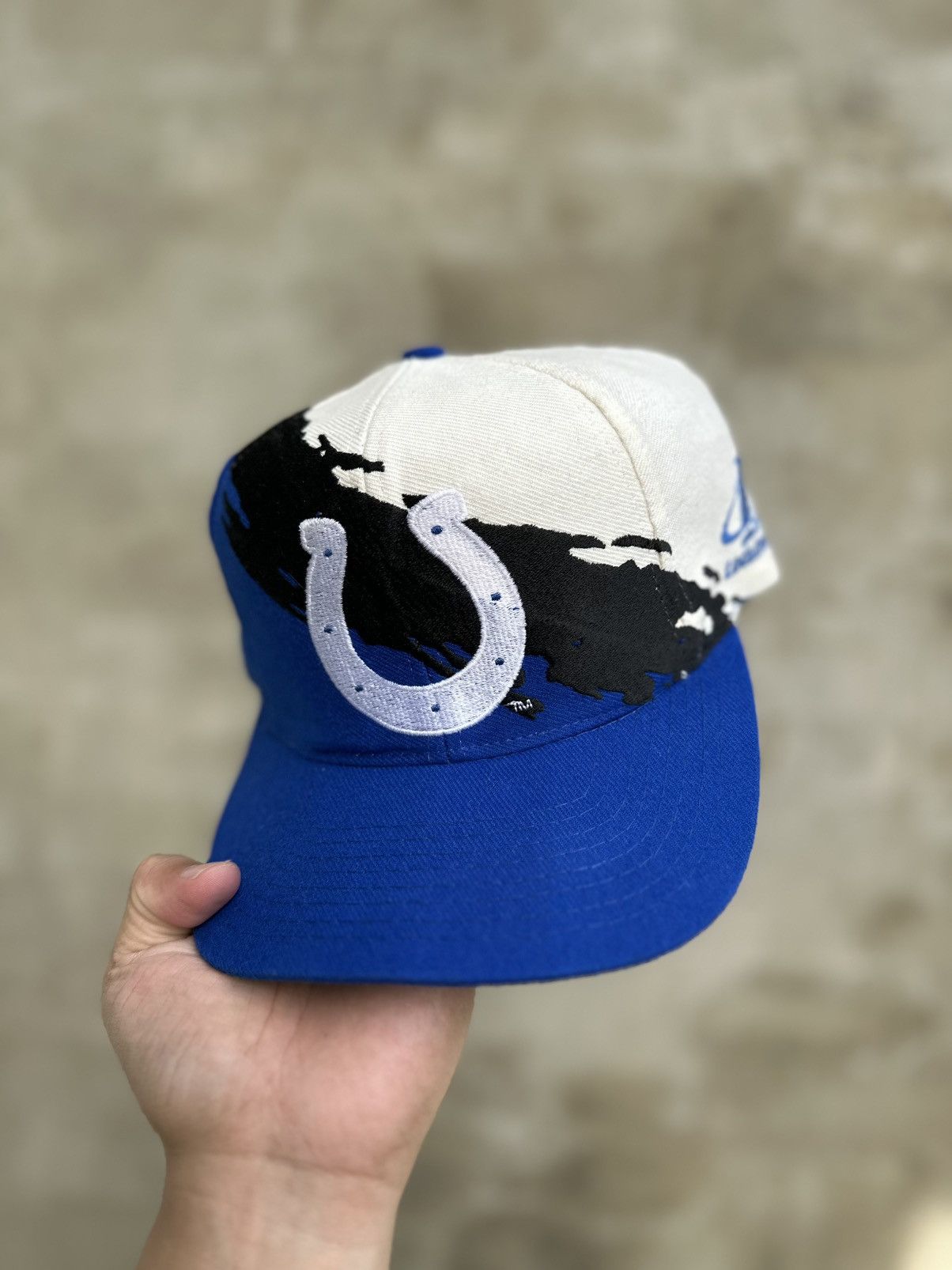 Logo Athletic × Sports Specialties × Vintage Indianapolis Colts Logo Athletic Splash Snapback Hat Size ONE SIZE - 1 Thumbnail