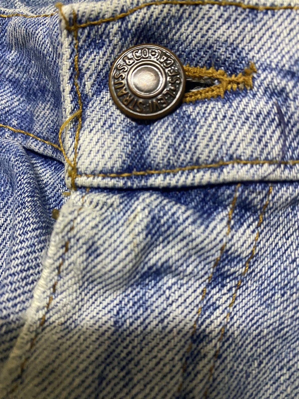 Levi's Vintage Levis 90s Vietnam Grunge Blue Faded Wash Jeans Size US 30 / EU 46 - 11 Thumbnail