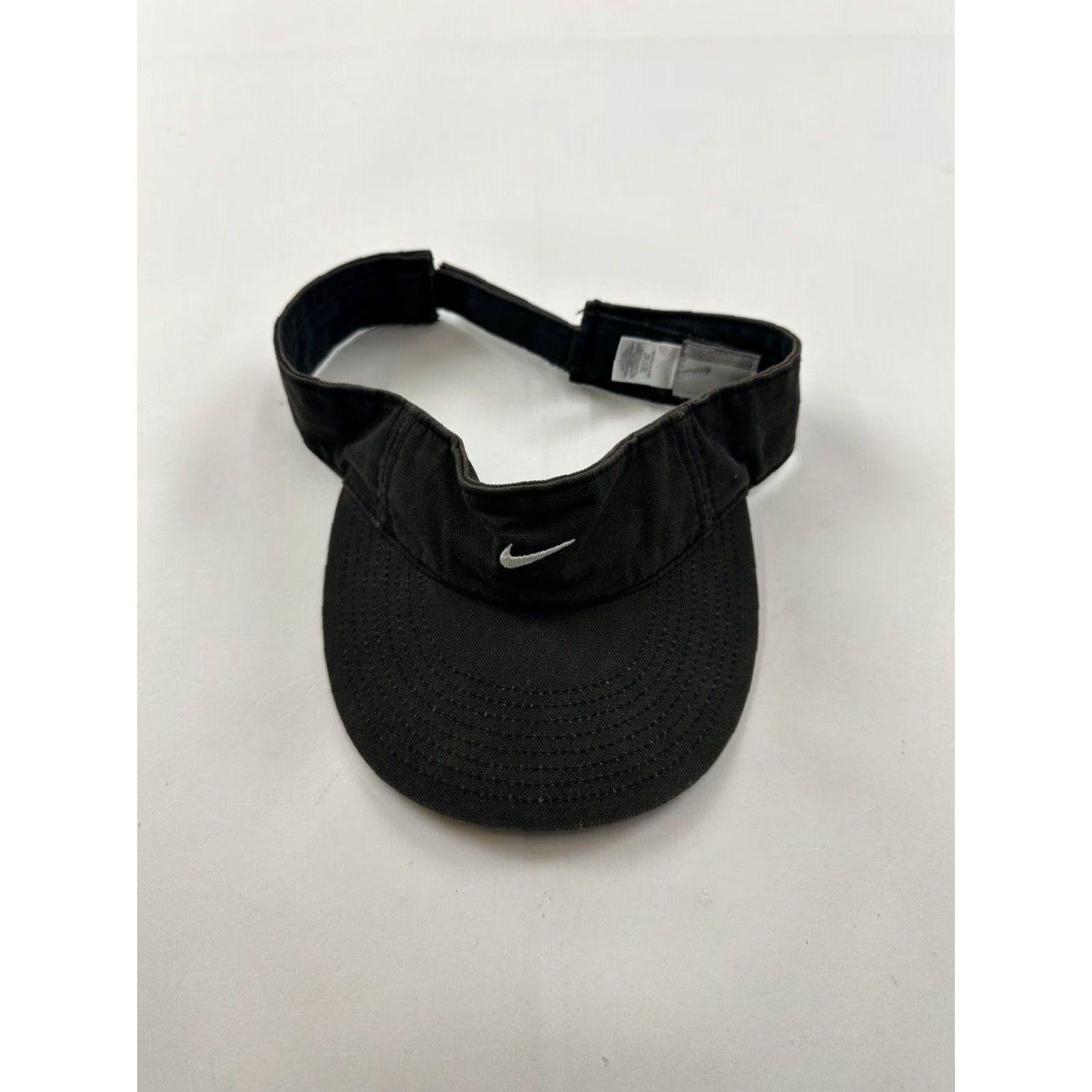 Nike VINTAGE Nike Visor Hat Mens One Size Cap Black Strapback Gray Tag Size ONE SIZE - 2 Thumbnail