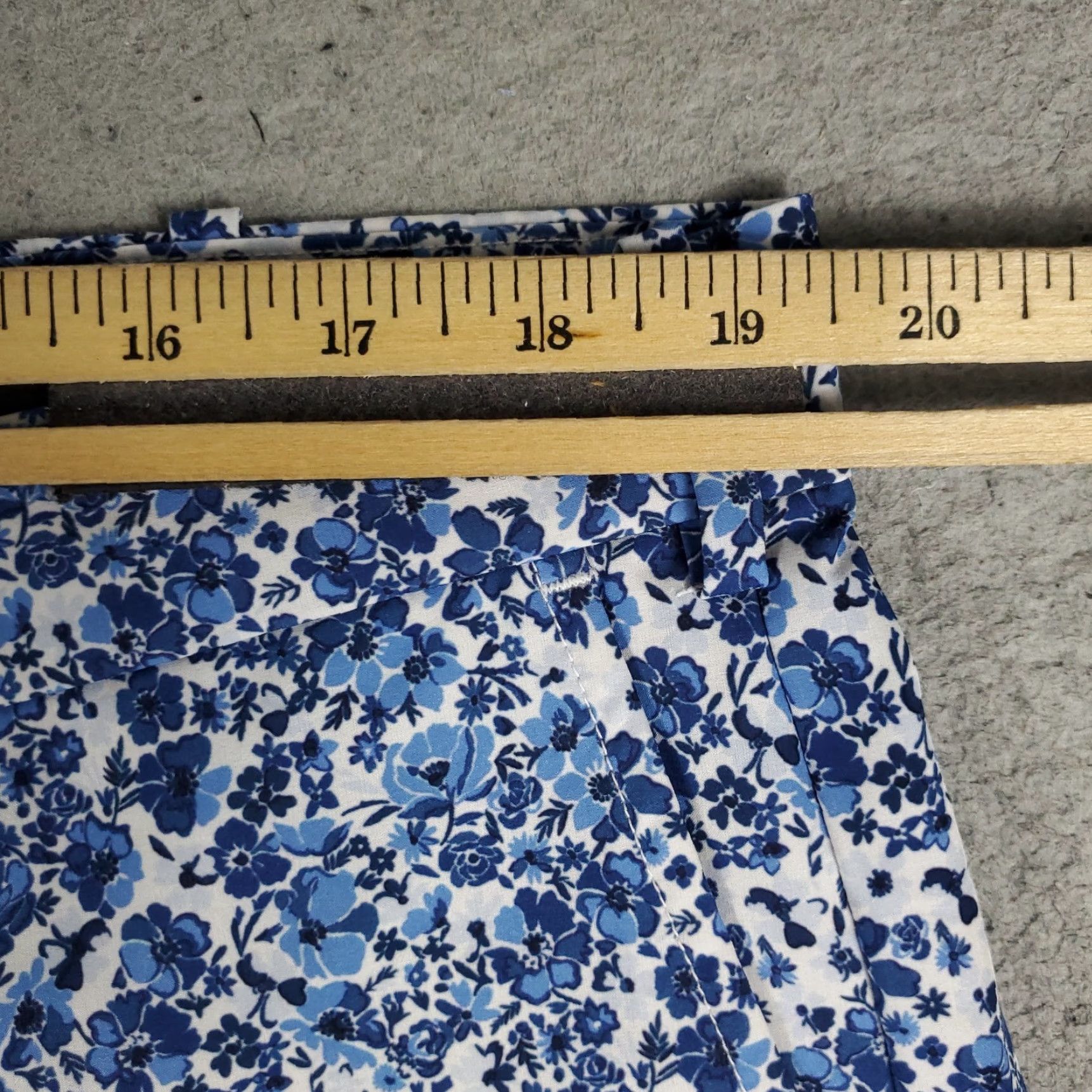 Ralph Lauren VINTAGERLX Ralph Lauren Shorts Mens Size 38 Blue Floral Golf Casual Flat Front Chino Size US 38 / EU 54 - 4 Thumbnail