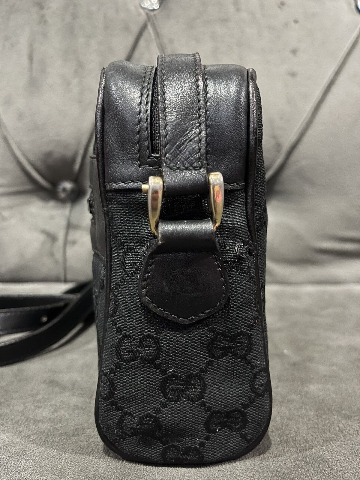 Gucci Authentic GUCCI Vintage Crossbody Bag Size ONE SIZE - 5 Thumbnail