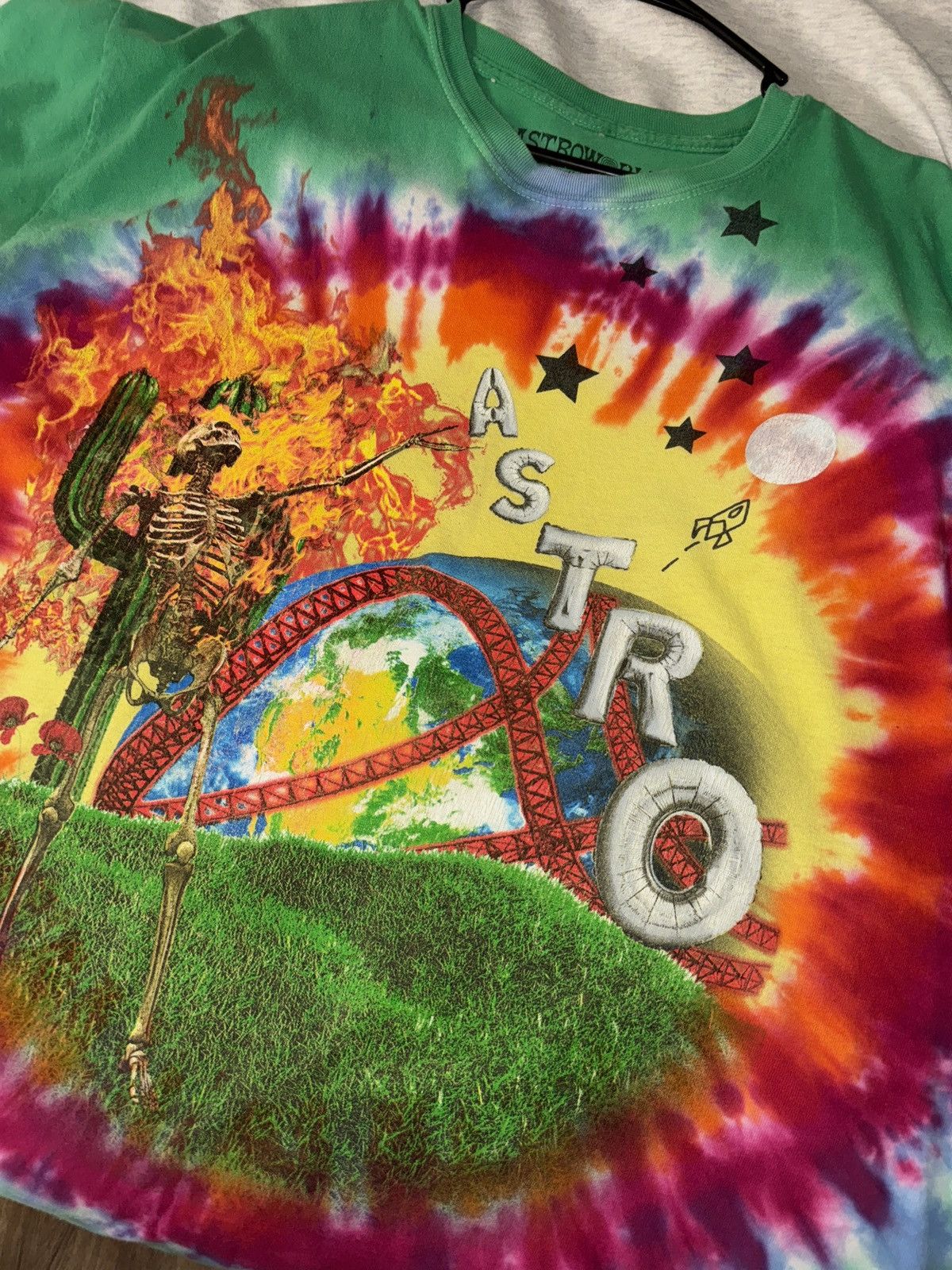 Travis Scott Astroworld tee Size US XL / EU 56 / 4 - 1 Thumbnail