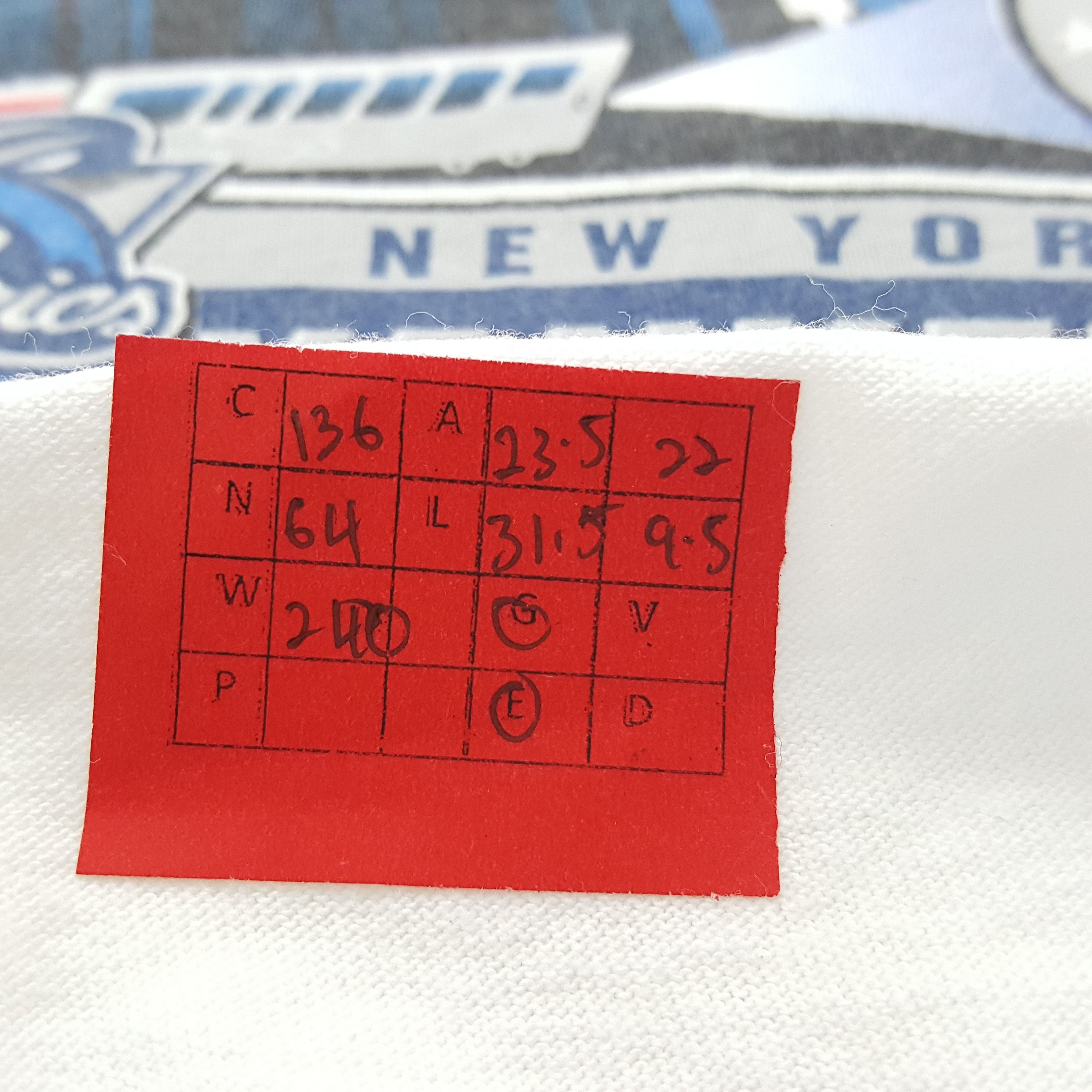 MLB × New York Yankees × Vintage Majestic MLB American Sport Baseball Team Vintage Tshirt Size US XL / EU 56 / 4 - 9 Thumbnail
