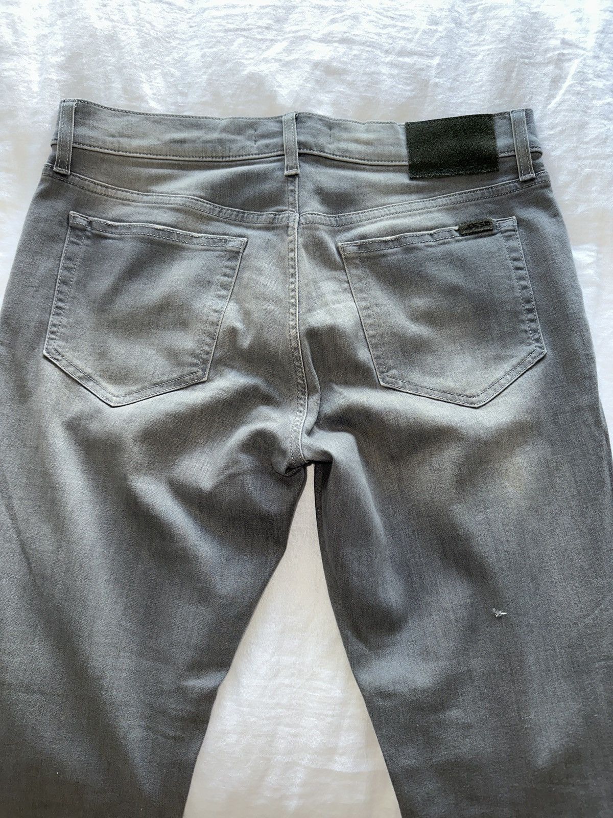 Joe's Grey Jeans Size US 33 - 2 Thumbnail