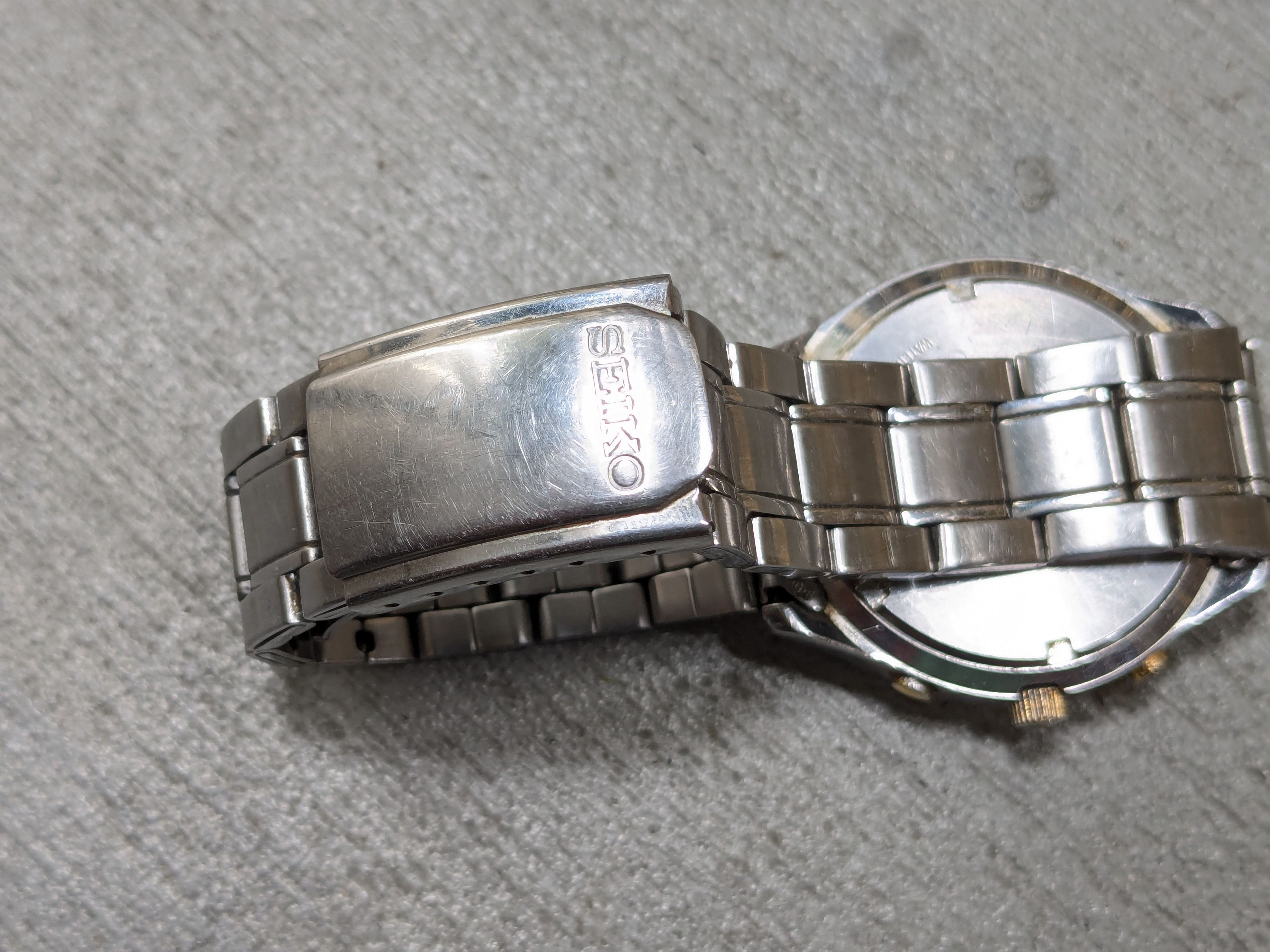 Seiko Vintage SEIKO V657-7100 Chronograph Watch Blue Steel Size ONE SIZE - 10 Thumbnail