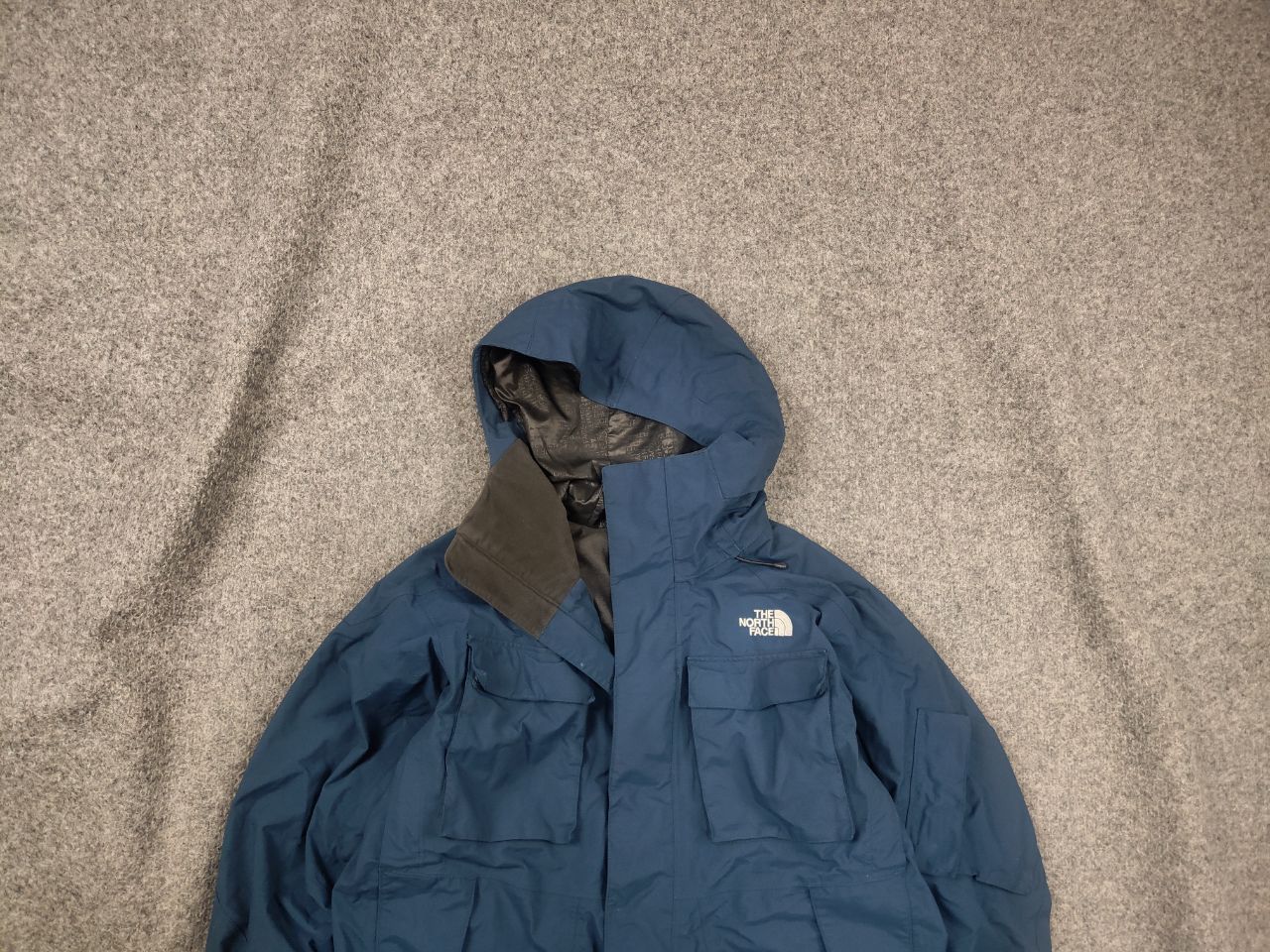 The North Face Vintage The North Face Blue HyVent Hooded Zip Ski Jacket Y2K Size US S / EU 44-46 / 1 - 1 Thumbnail