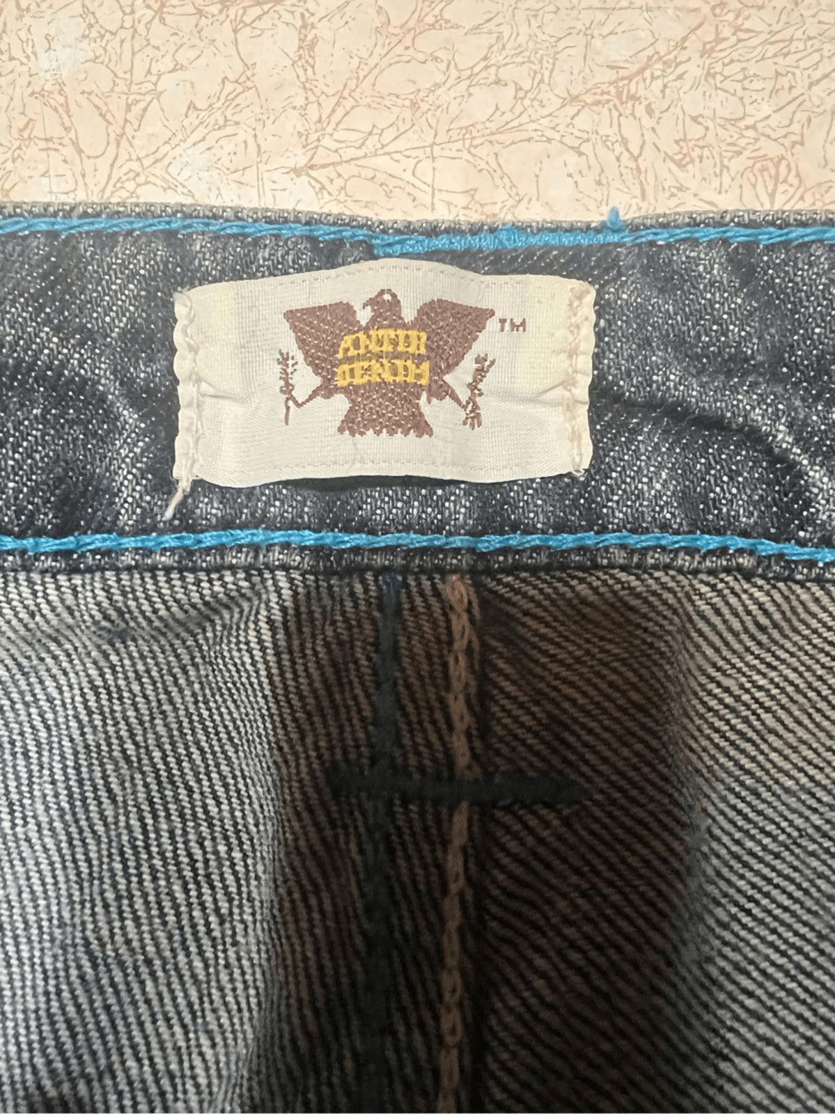 Antik Denim ANTIK Denim Button Fly embroidered Capri jeans Sz 29 NWT Size 29" - 3 Thumbnail