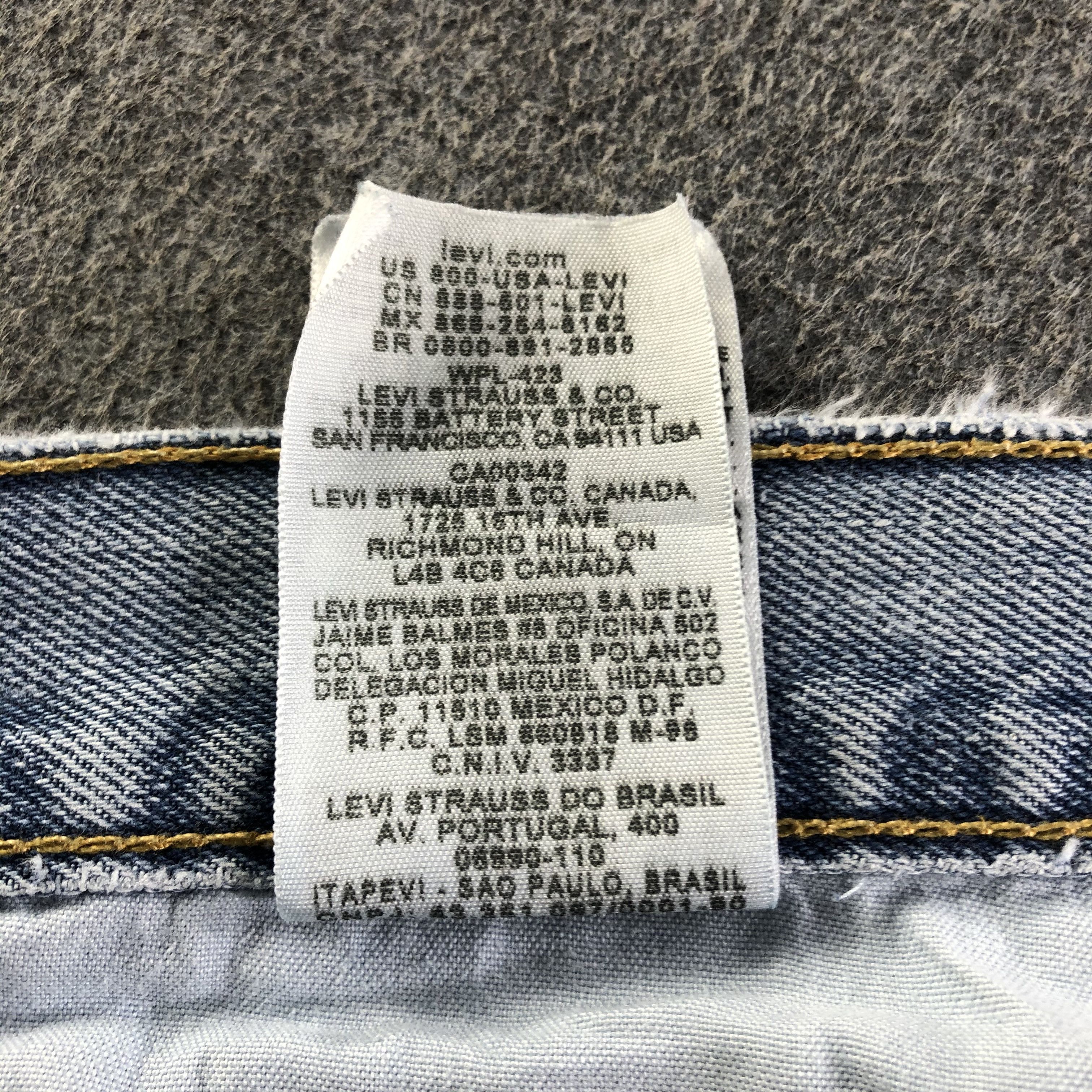 Levi's Vintage Light Wash Levis 505 Jeans-J3721 Size US 37 - 15 Thumbnail