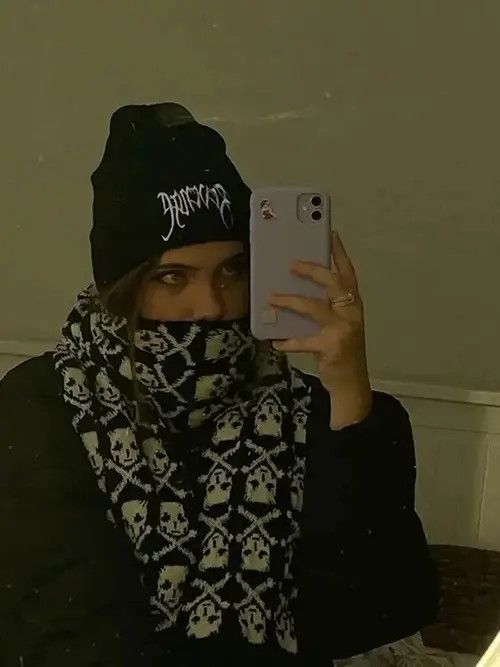VIBE Skeleton Skull Pattern Party Winter Scarf Size ONE SIZE - 4 Thumbnail