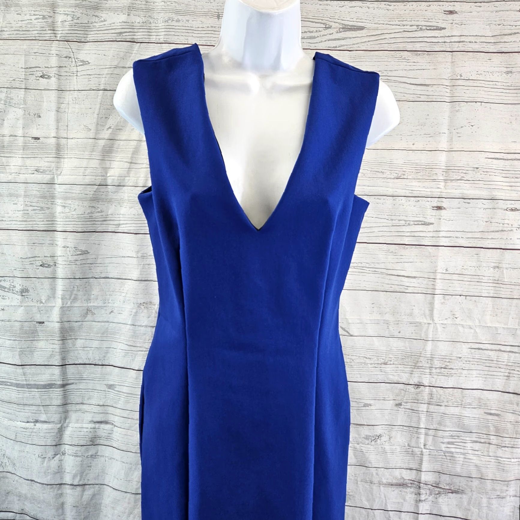 Zara **Zara Women's Solid Blue Mini V-Neck Dress Size Small** User: Zara Women's Solid Blue Mini V-Neck Dress Size Small Size S / US 4 / IT 40 - 2 Thumbnail